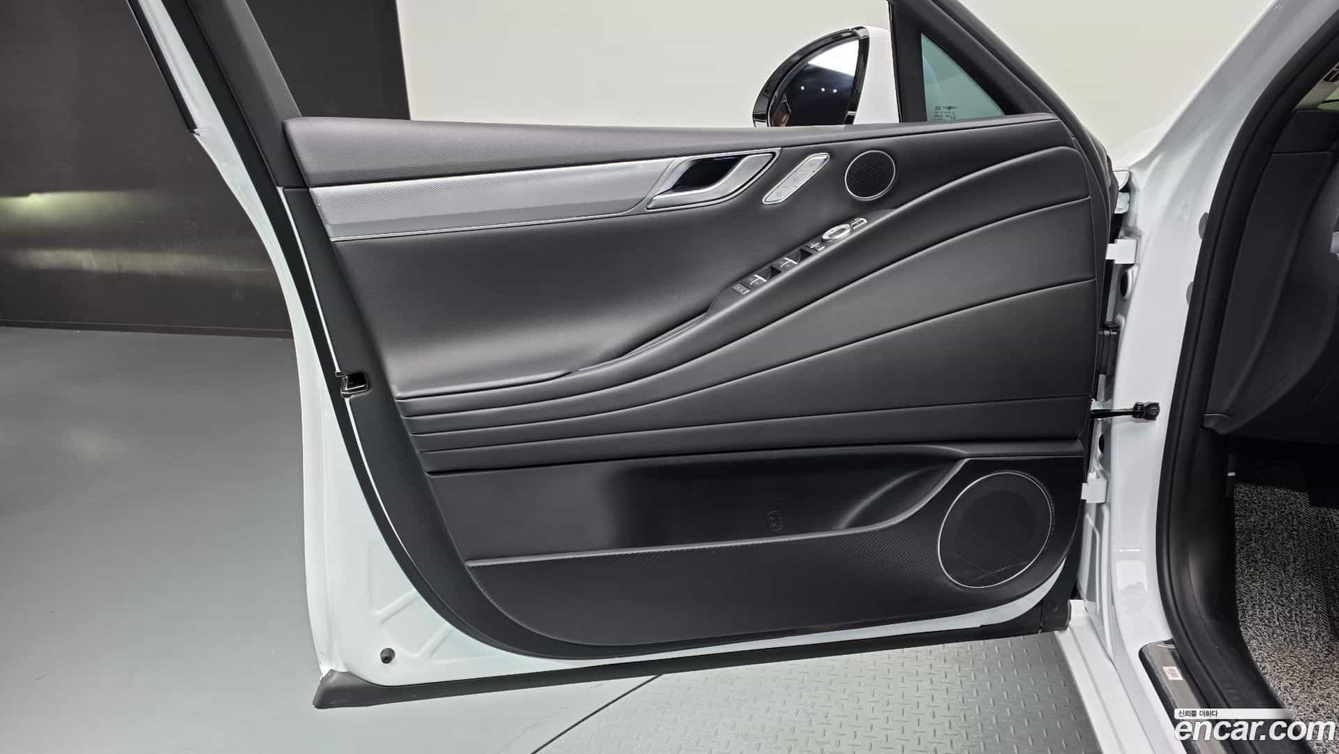 G80 Genesis 2023.5-INNER-034