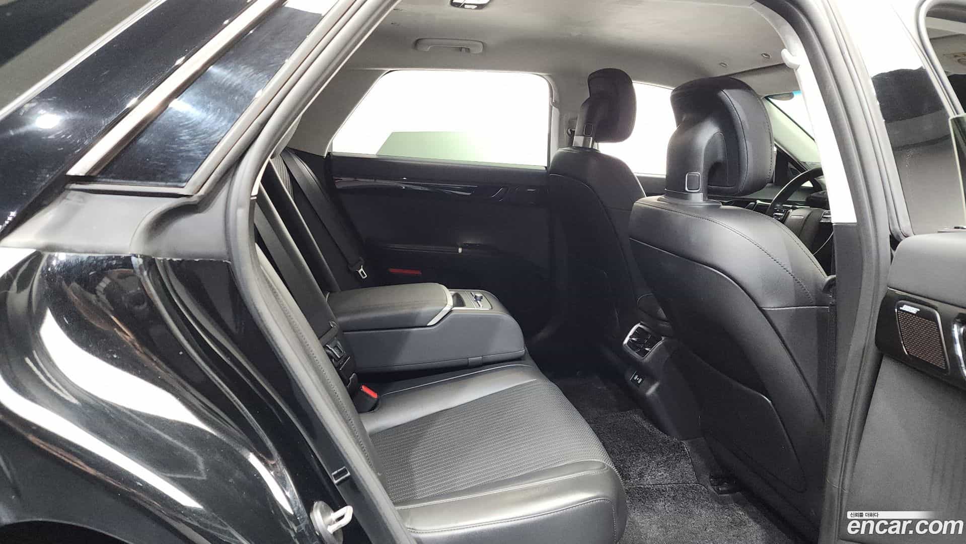 Grandeur Hyundai 2023.4-OPTION-015