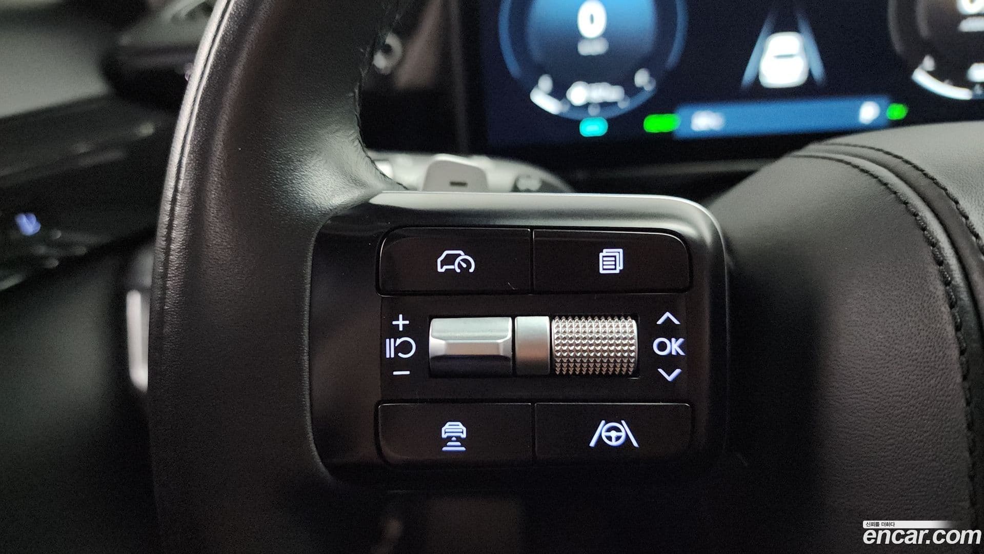 Main__Slider__Photo:Grandeur Hyundai 2023.4-14