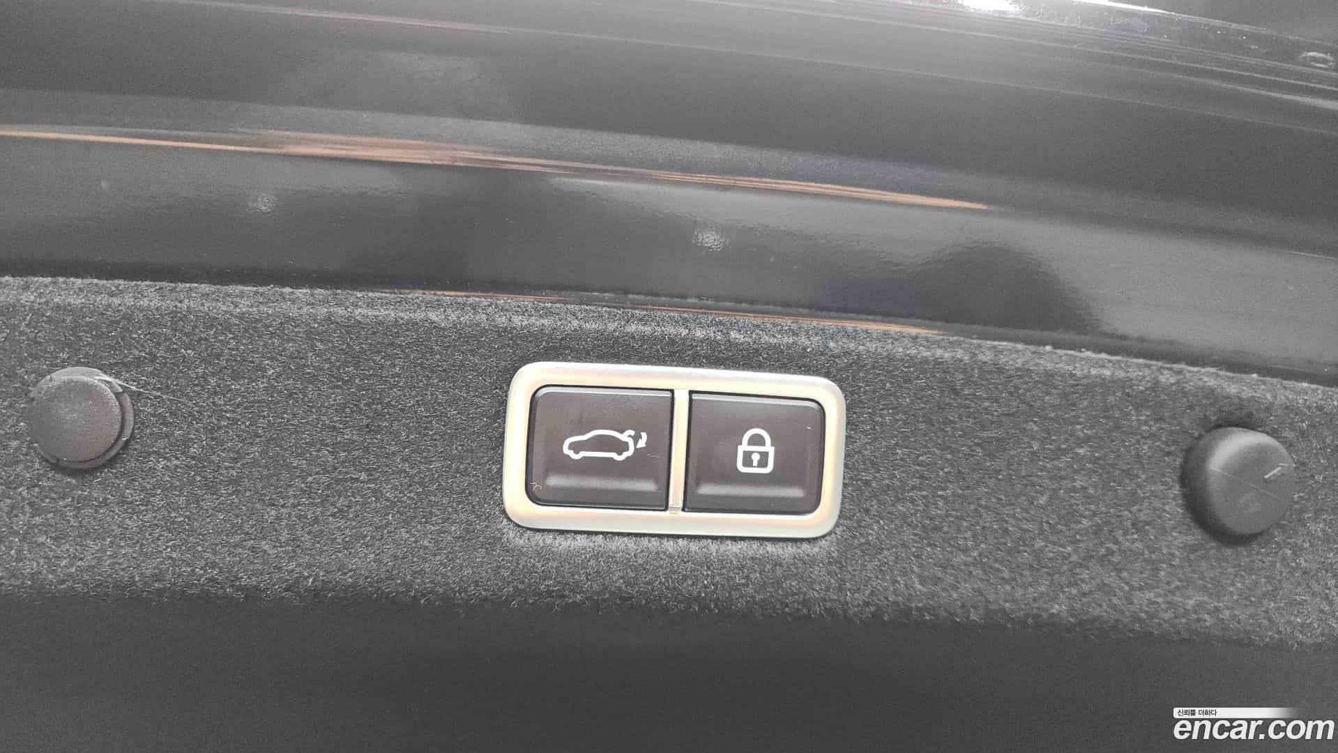 Grandeur Hyundai 2023.4-OPTION-020