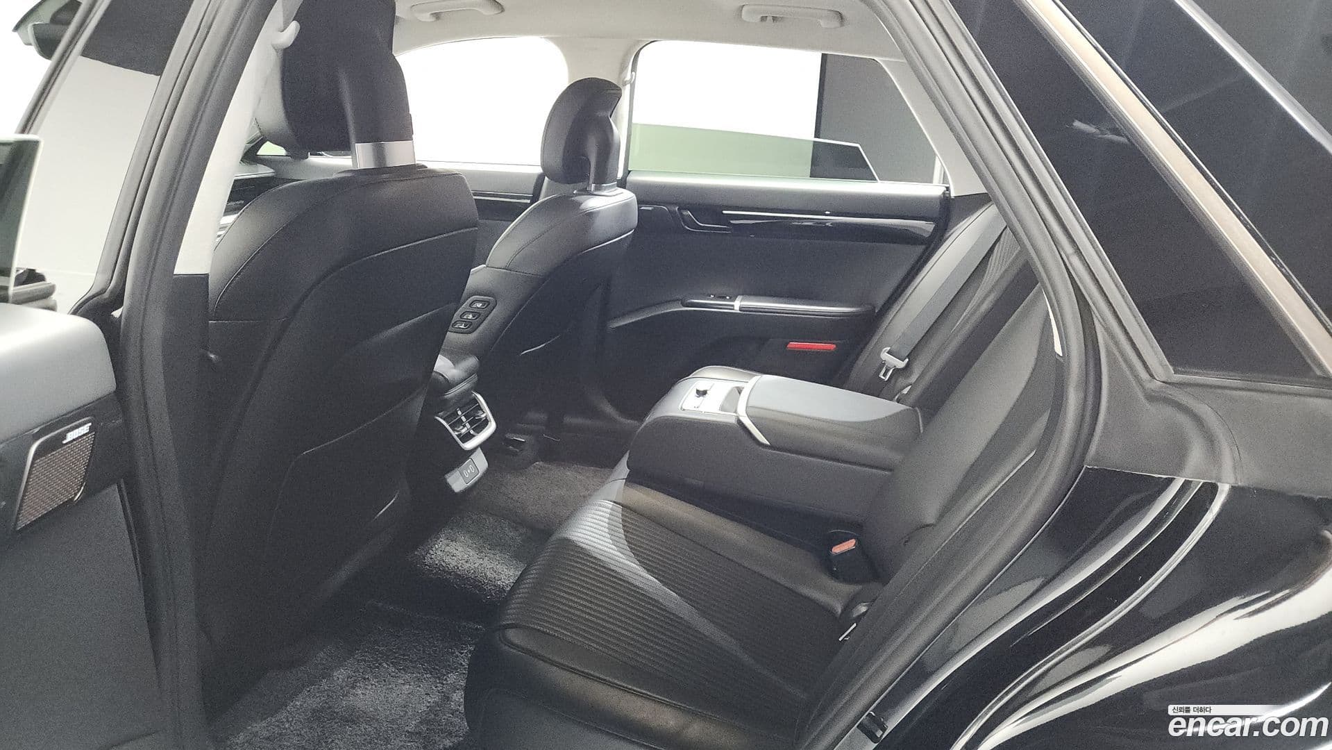 Main__Slider__Photo:Grandeur Hyundai 2023.4-17