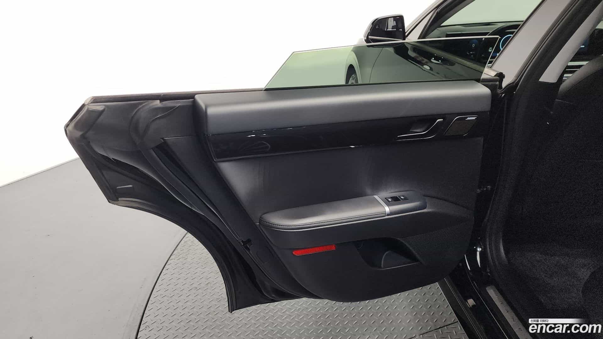 Grandeur Hyundai 2023.4-INNER-035