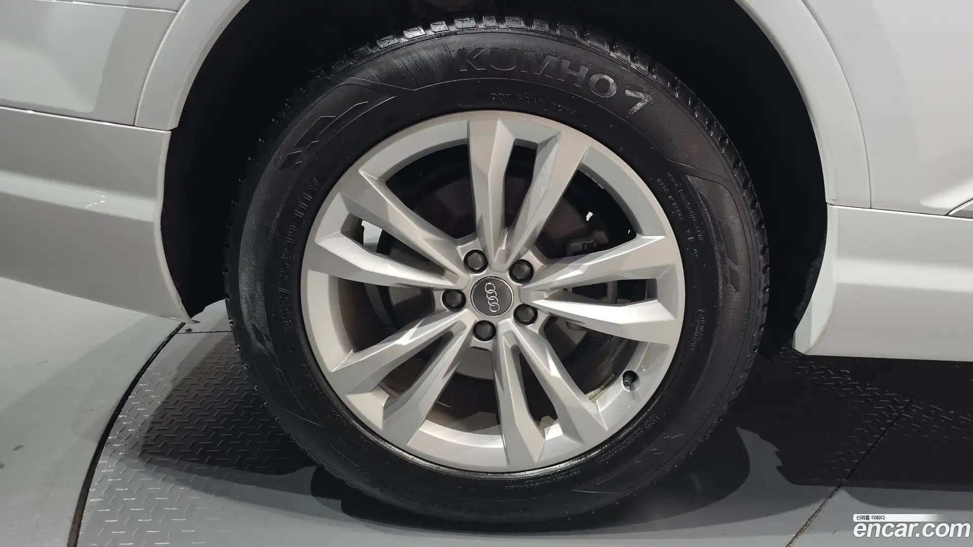 Q7 Audi 2019.9-OUTER-005