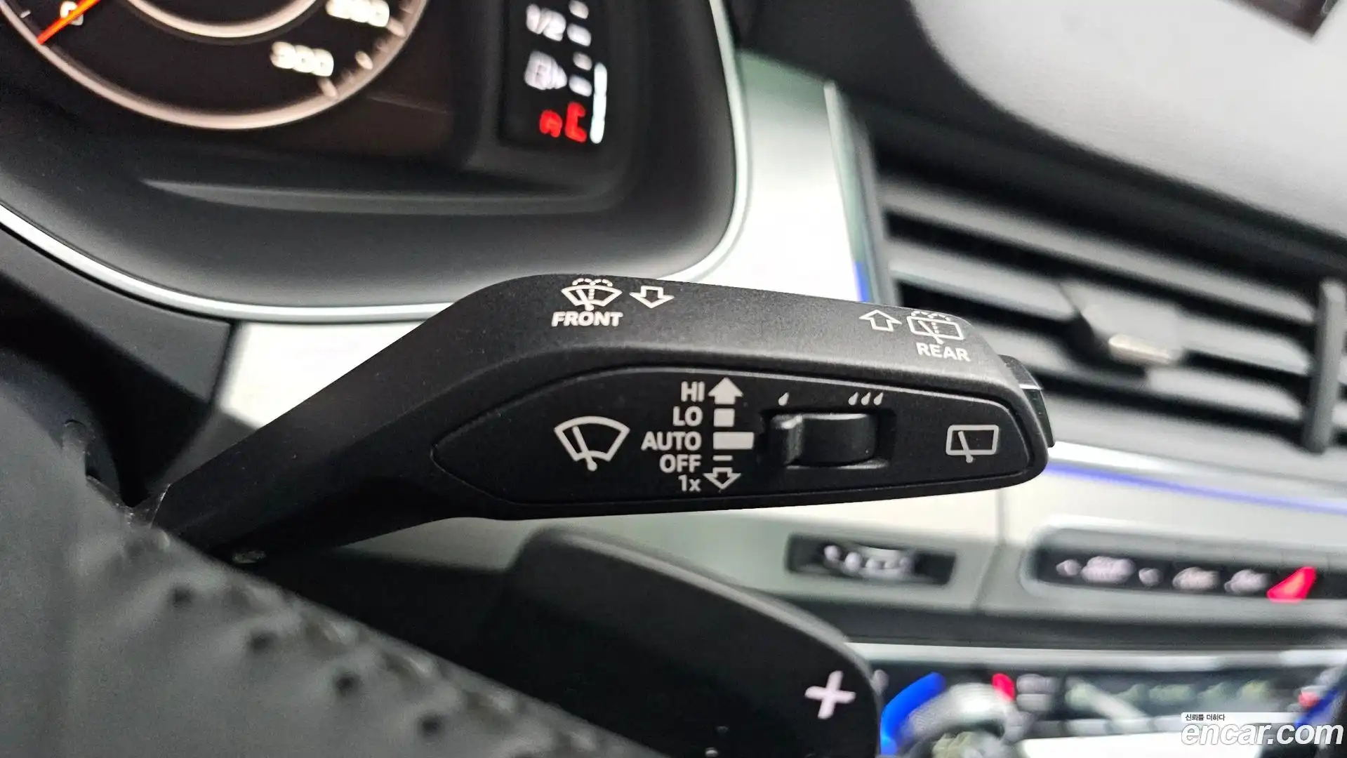 Q7 Audi 2019.9-OPTION-041