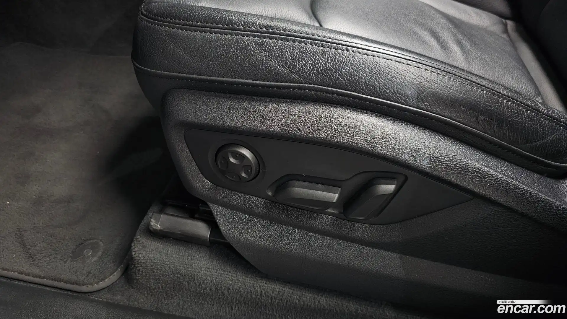 Q7 Audi 2019.9-OPTION-046