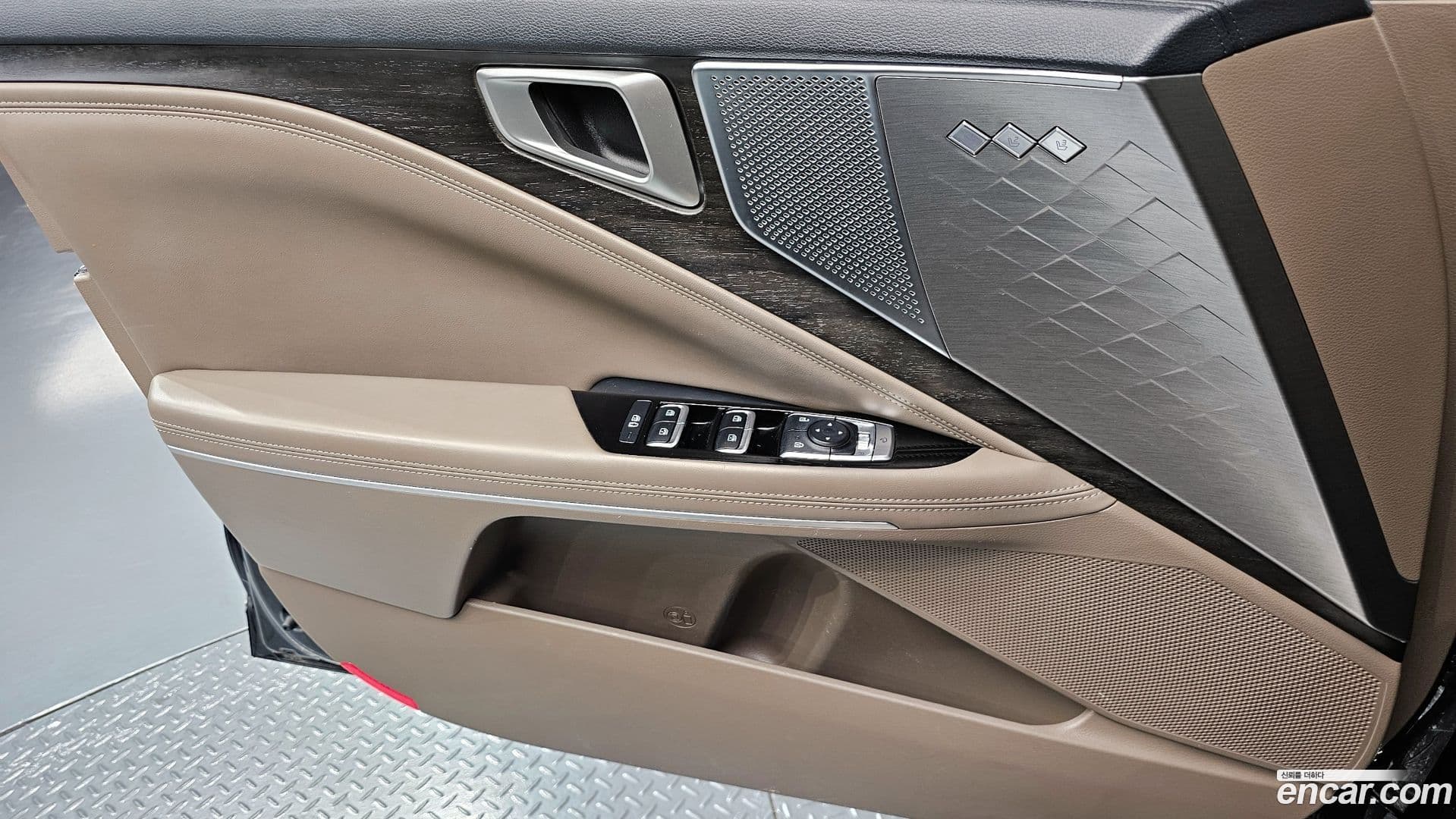 Main__Slider__Photo:K8 Kia 2022.10-23