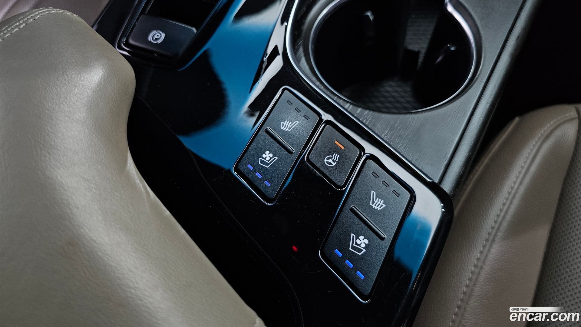 Main__Slider__Photo:K8 Kia 2022.10-28