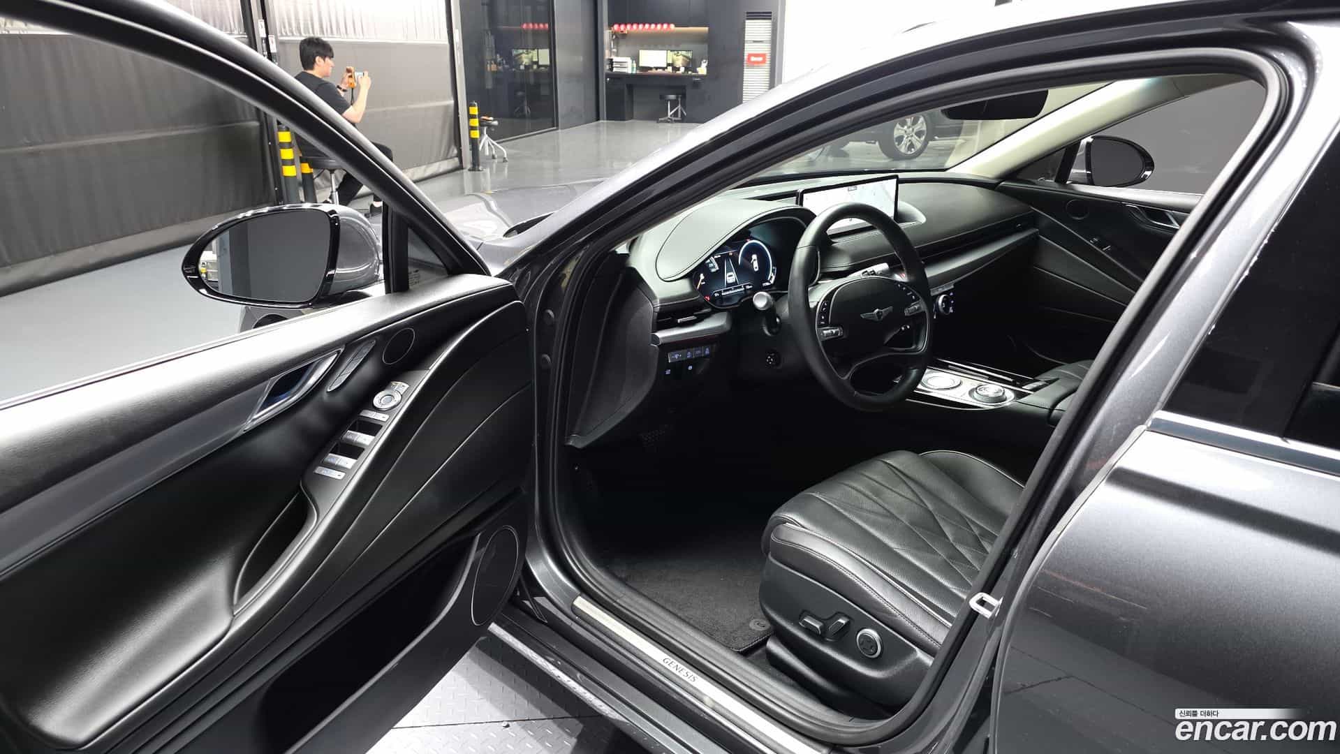 G80 Genesis 2020.4-INNER-010