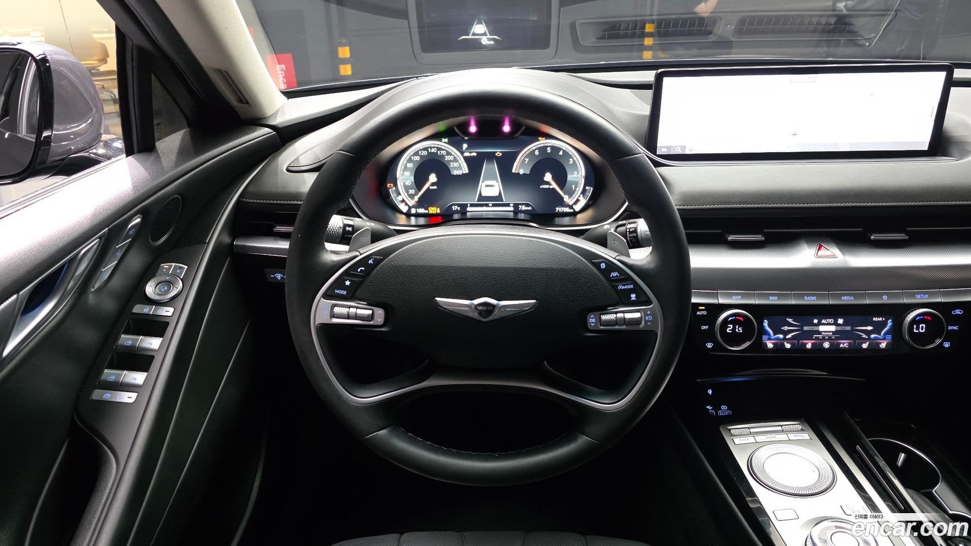 Main__Slider__Photo:G80 Genesis 2020.4-12
