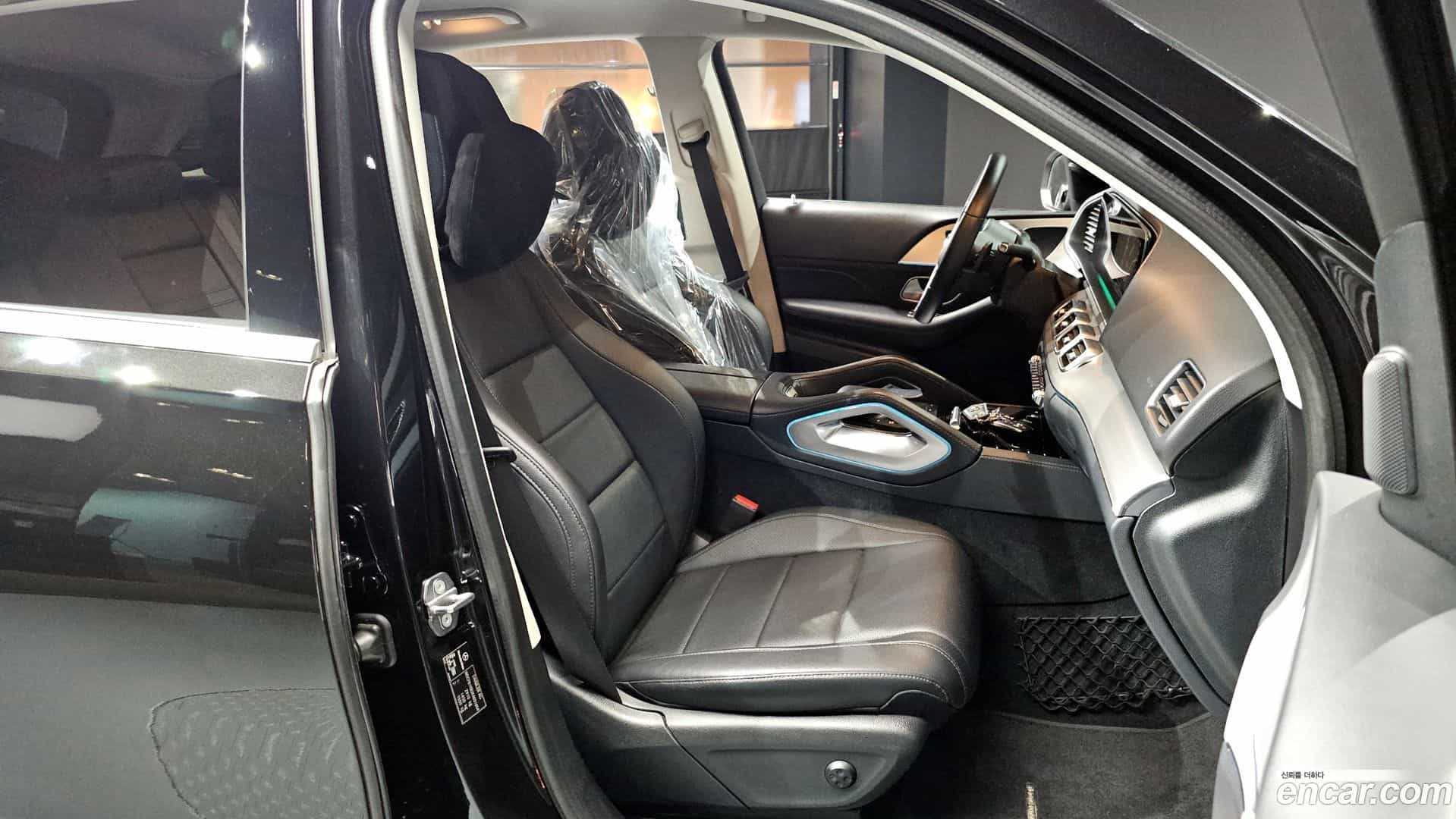 GLE-Class Mercedes-Benz 2019.8-OPTION-016
