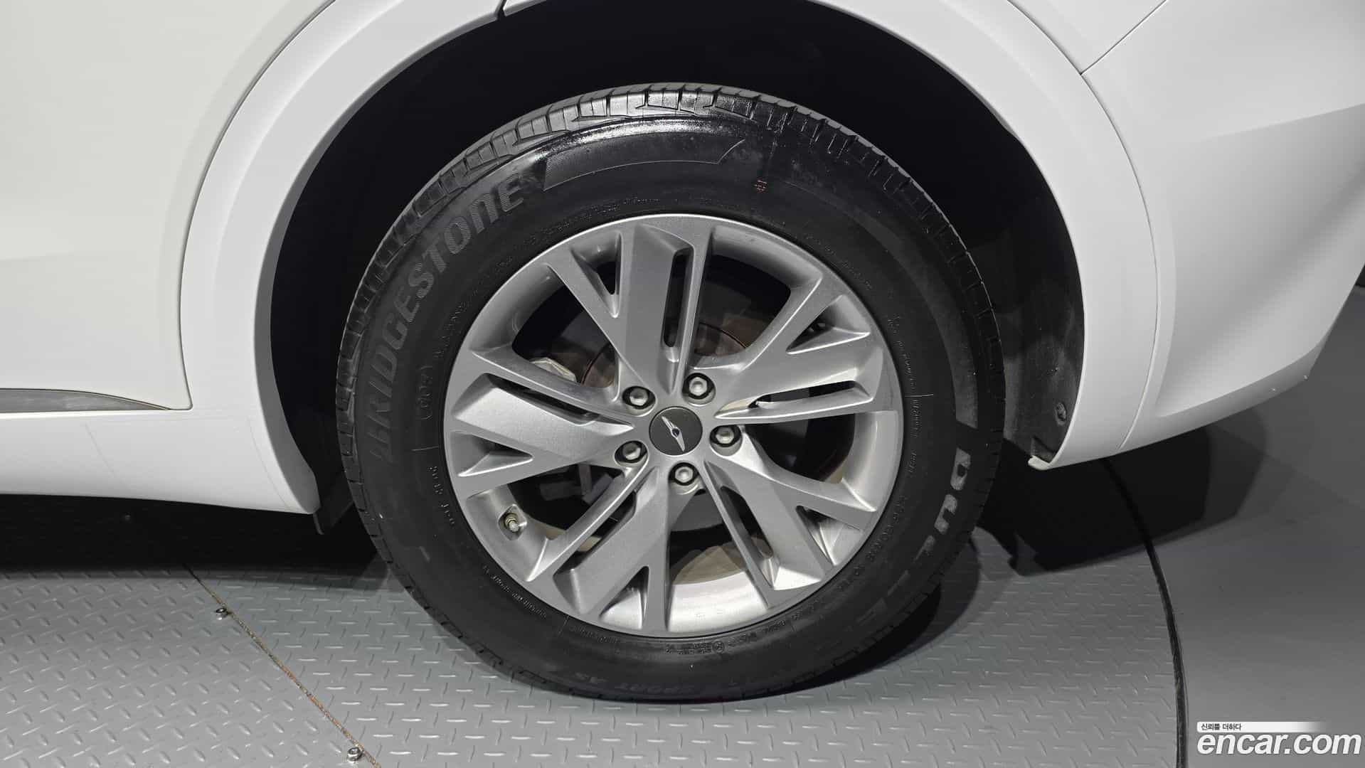 GV70 Genesis 2022.11-OUTER-031