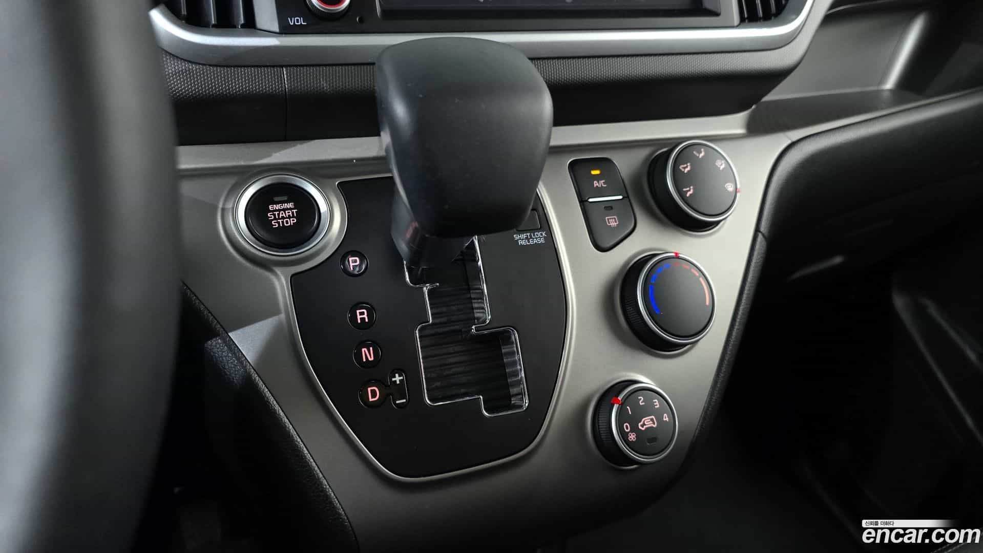 RAY Kia 2022.2-INNER-009