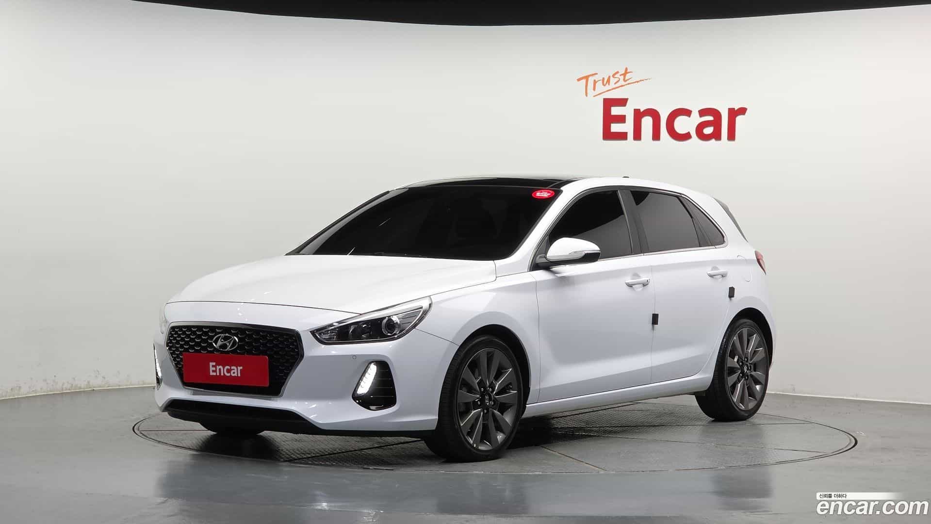i30 Hyundai 2017.4-OUTER-001