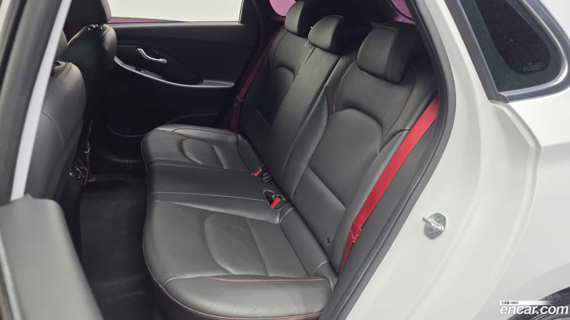 i30 Hyundai 2017.4-INNER-036