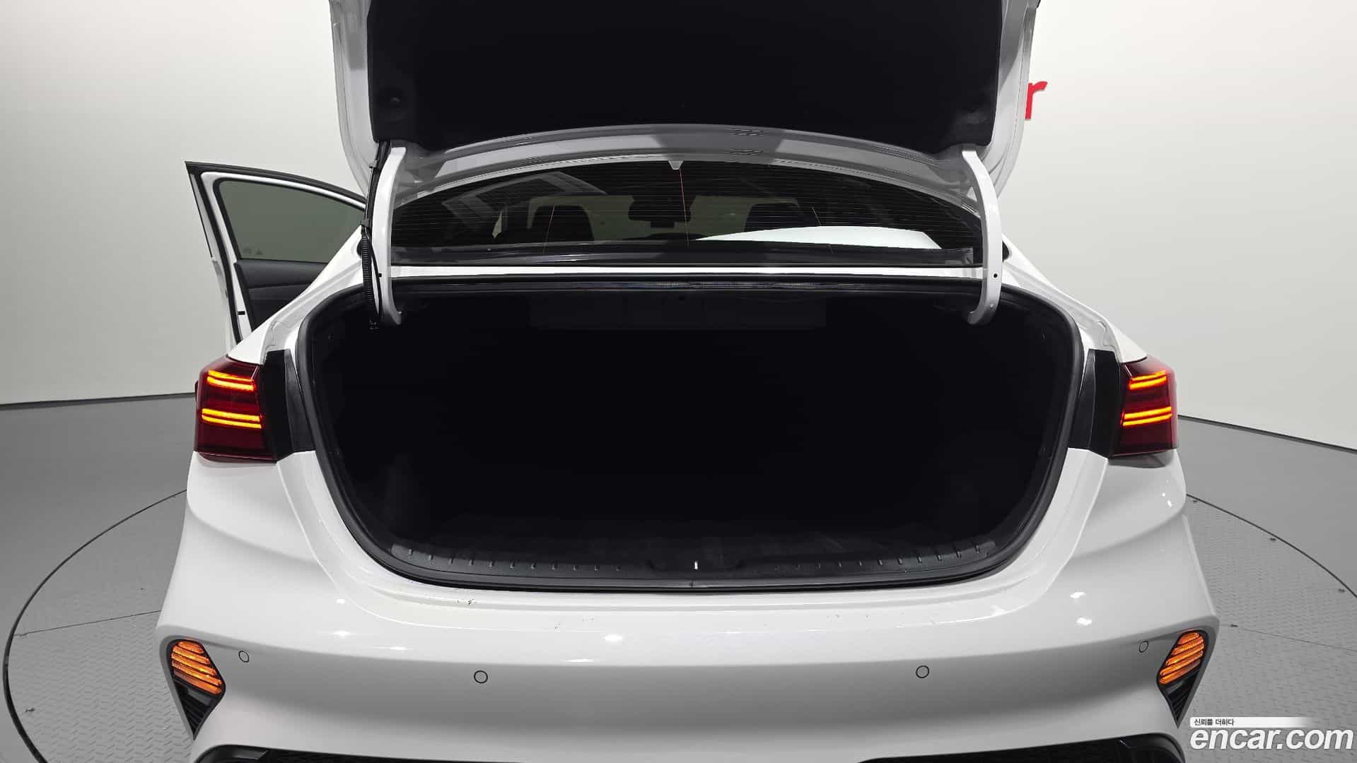 K3 Kia 2023.7-OPTION-024