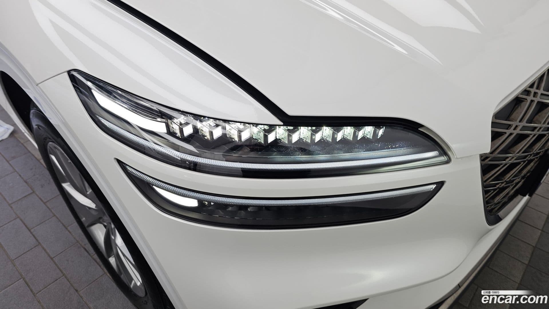 Main__Slider__Photo:GV70 Genesis 2025.1-21