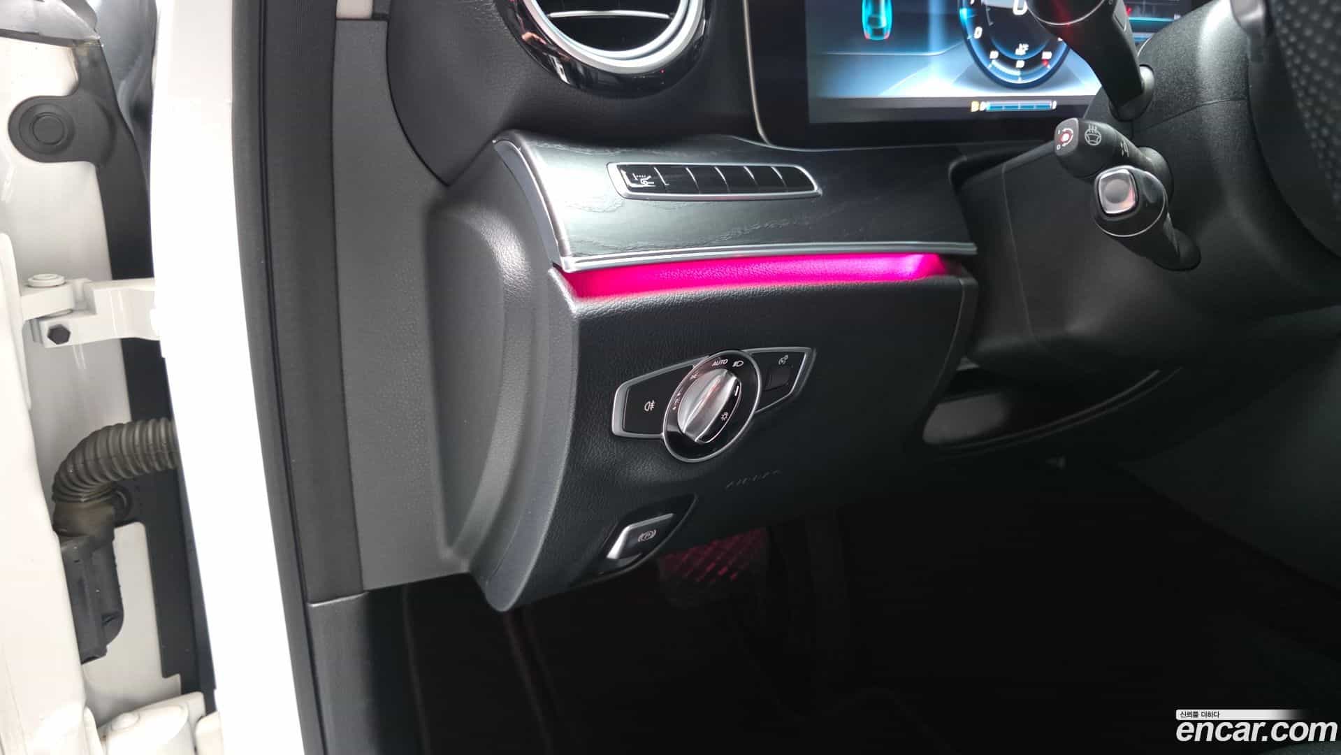 E-Class Mercedes-Benz 2016.11-OPTION-018