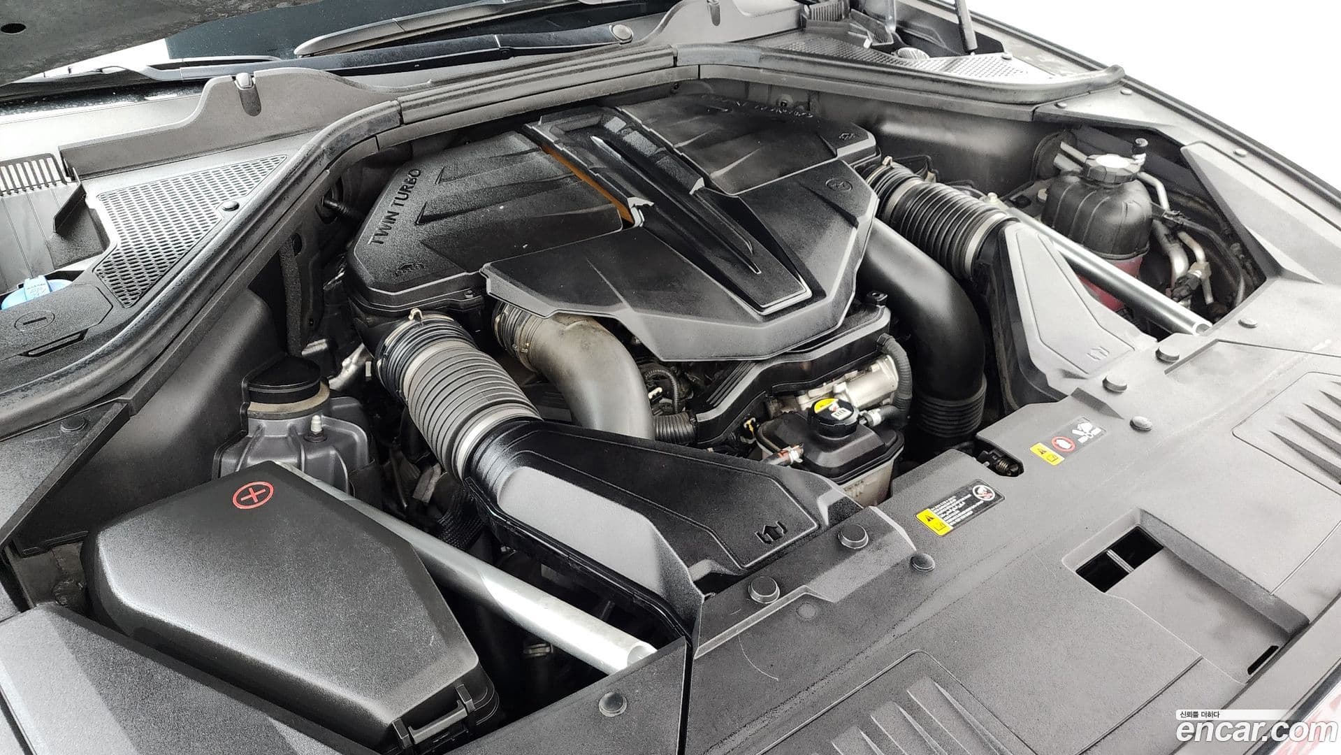 Main__Slider__Photo:GV80 Genesis 2020.11-5