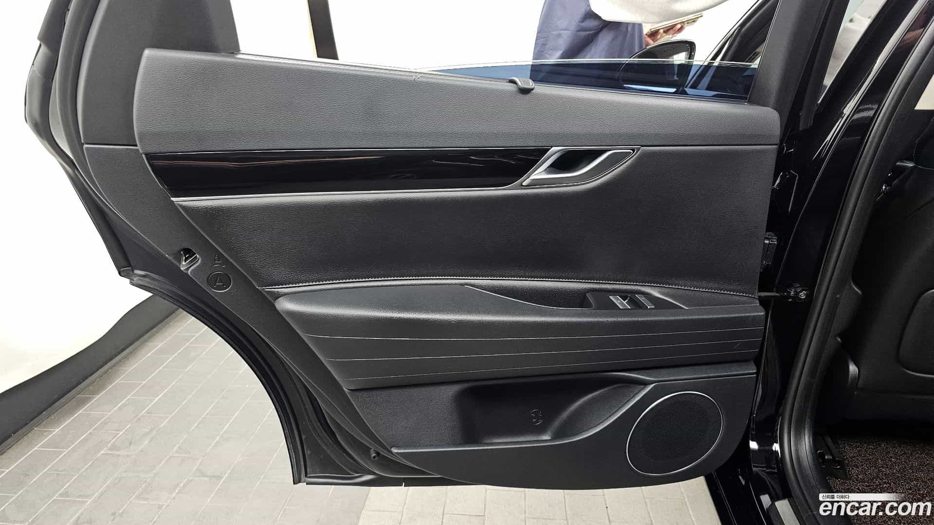 G80 Genesis 2021.5-INNER-035