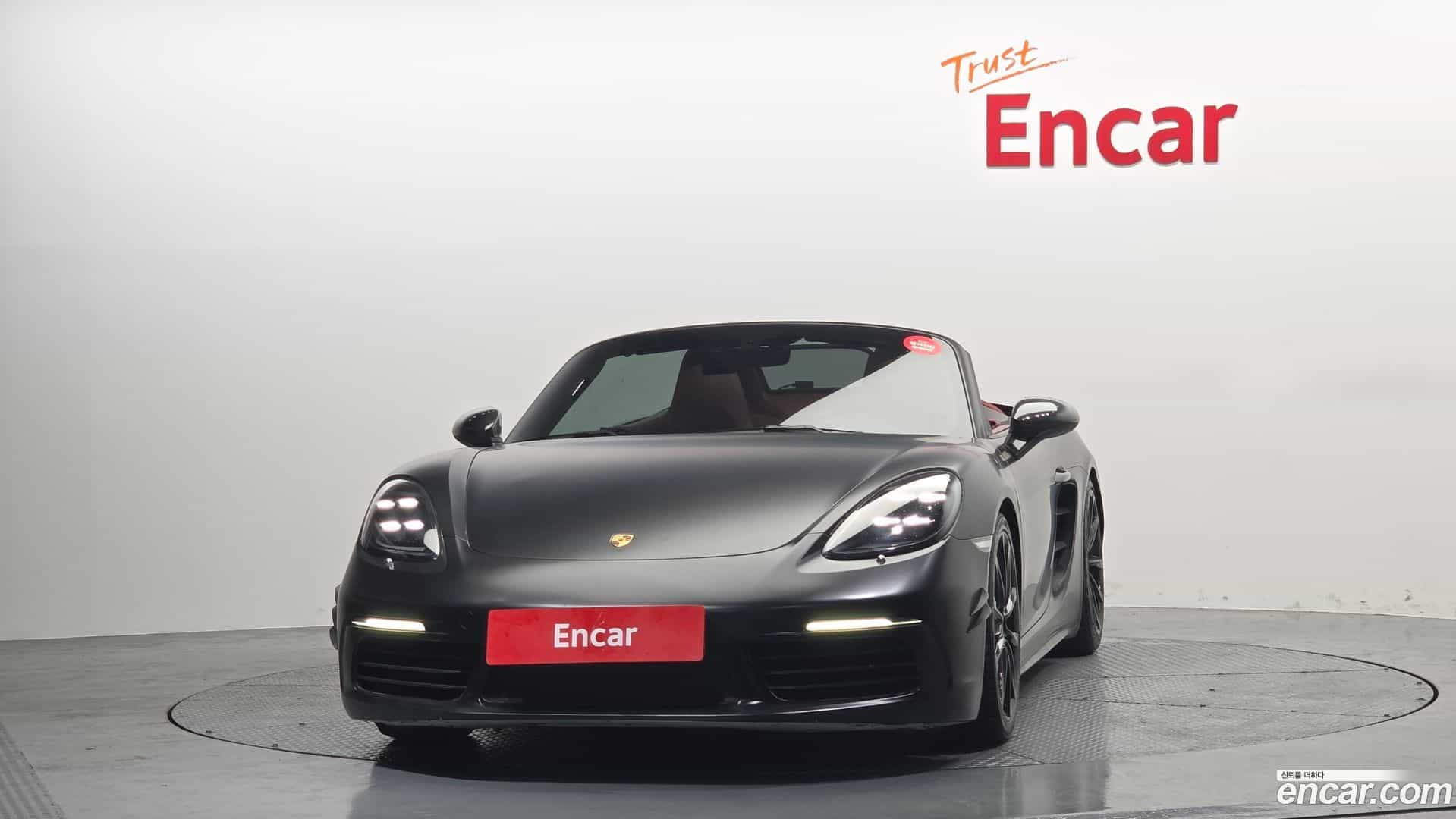 718 Porsche 2017.4-OUTER-001