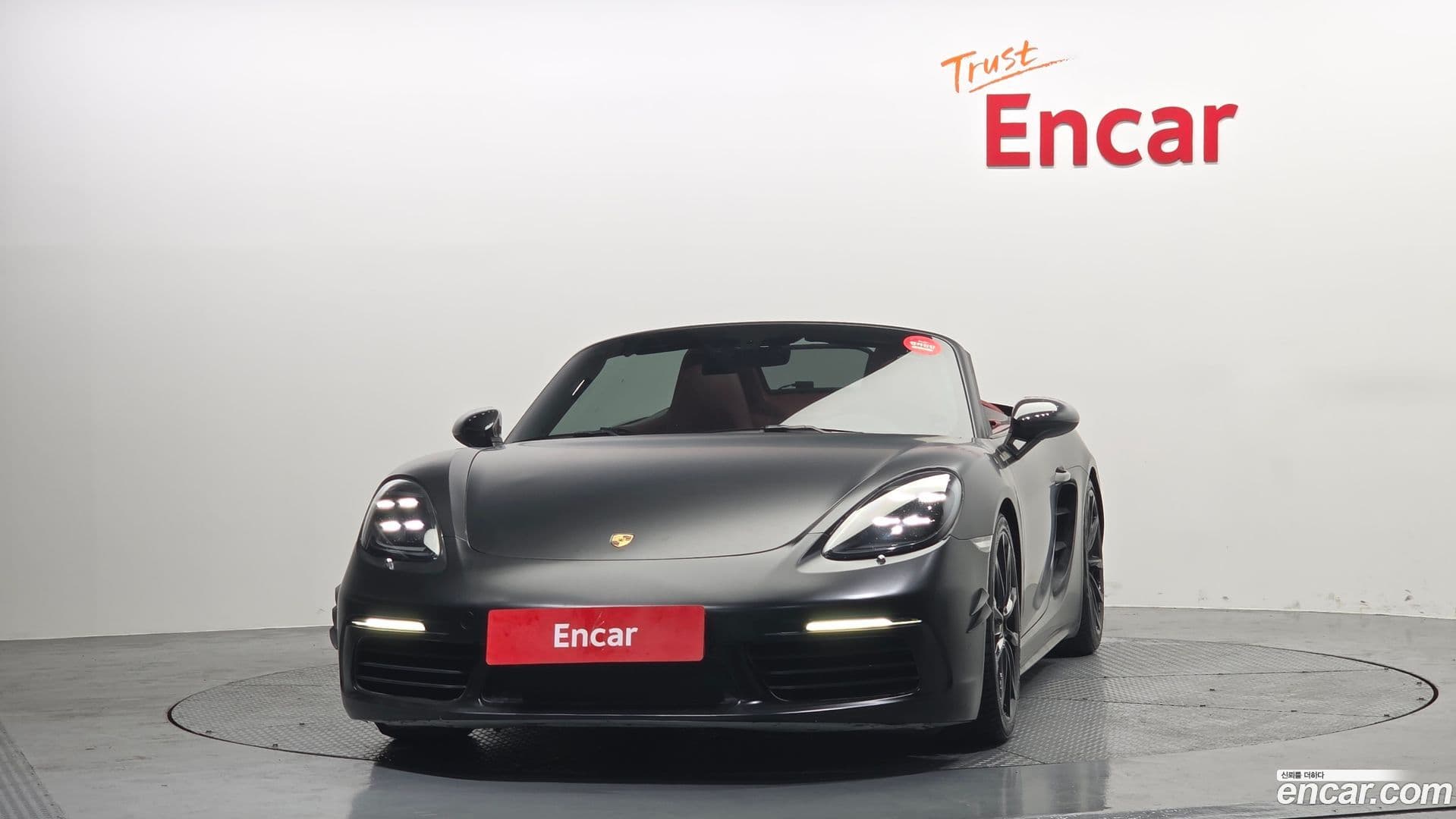 Main__Slider__Photo:718 Porsche 2017.4-0