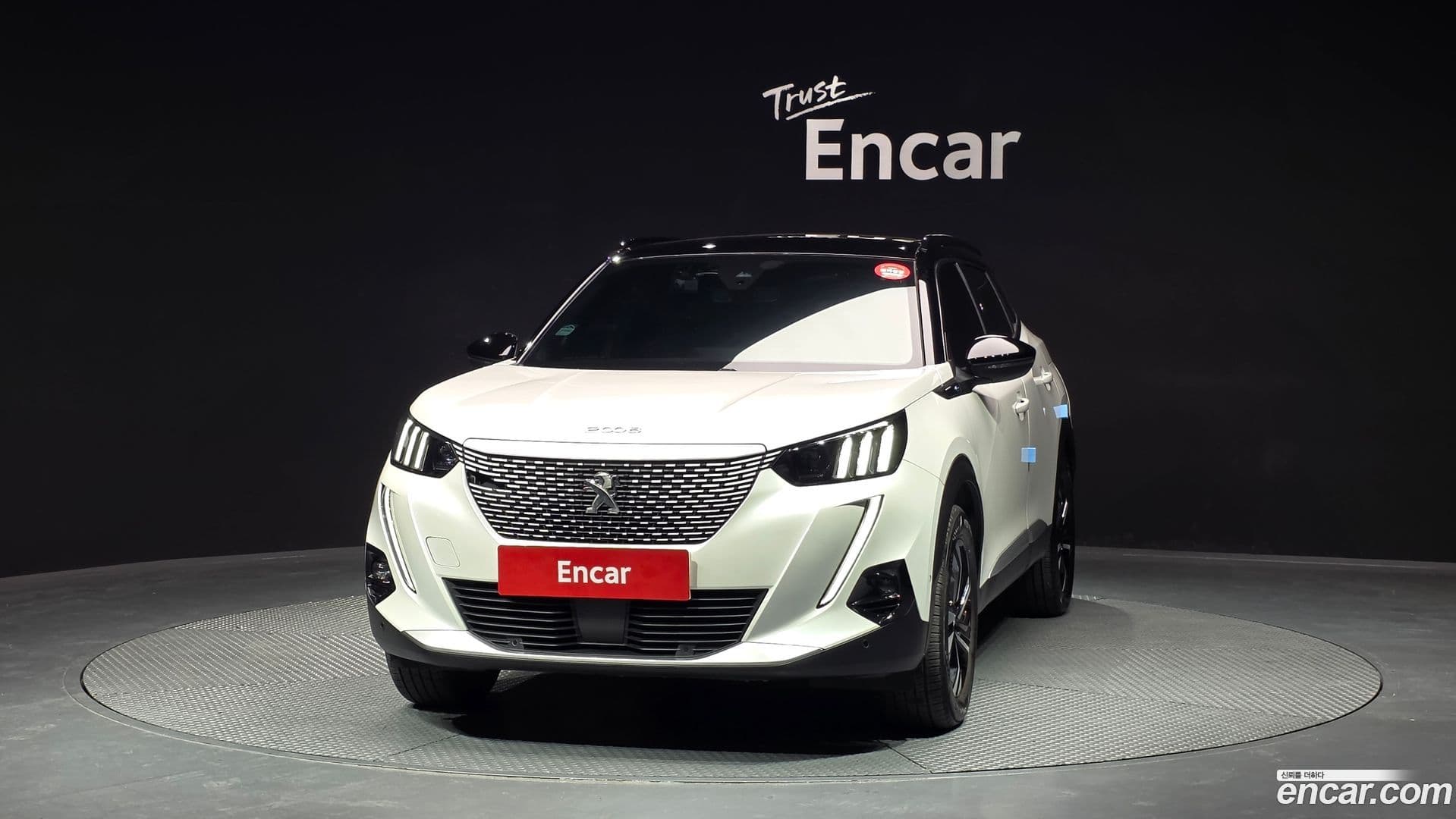 Main__Slider__Photo:2008 Peugeot 2022.8-2