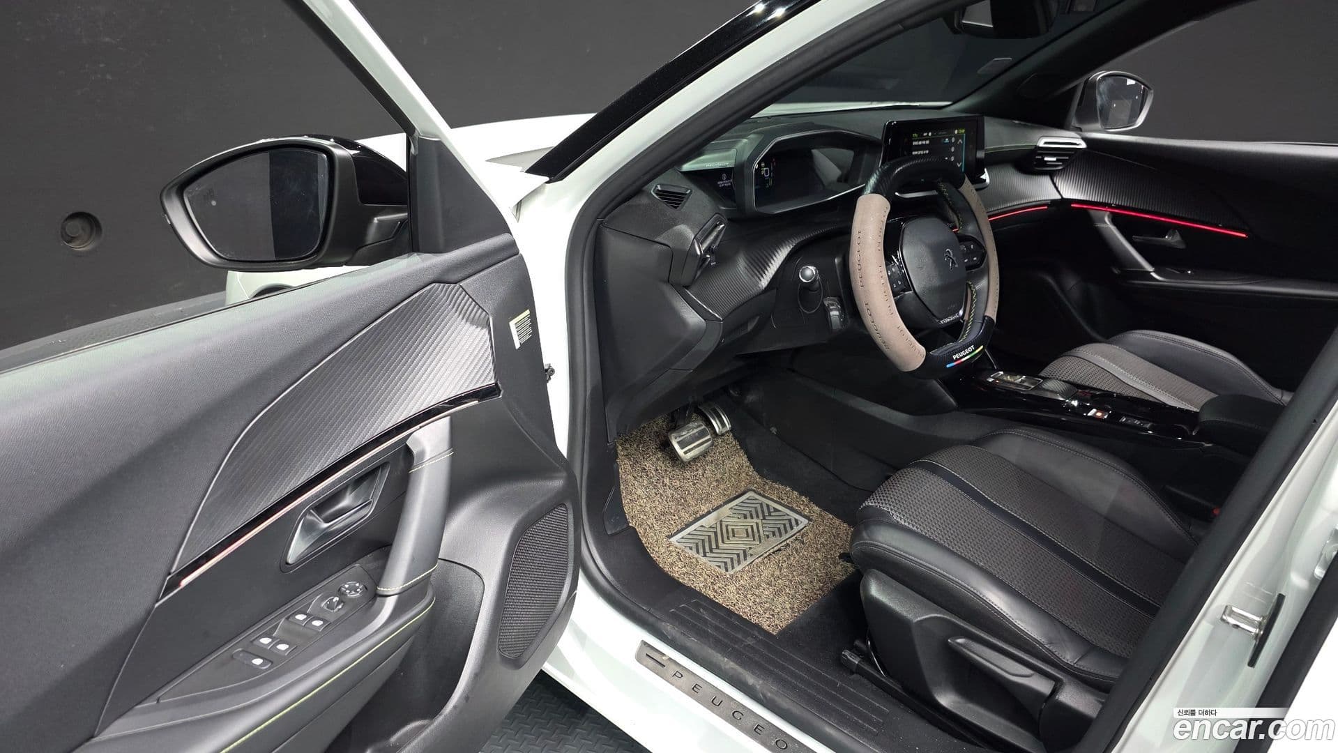Main__Slider__Photo:2008 Peugeot 2022.8-17