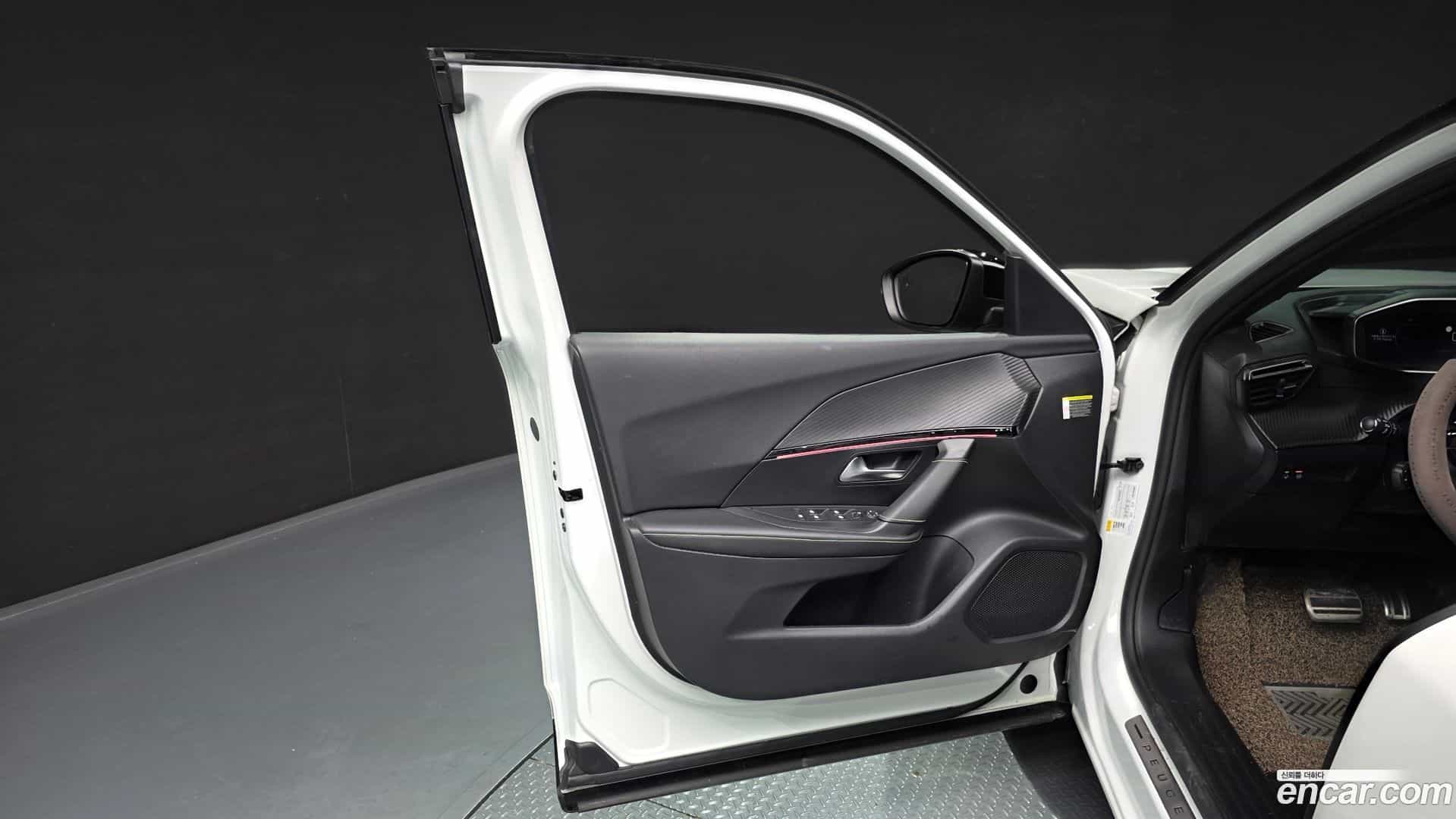 2008 Peugeot 2022.8-OPTION-023