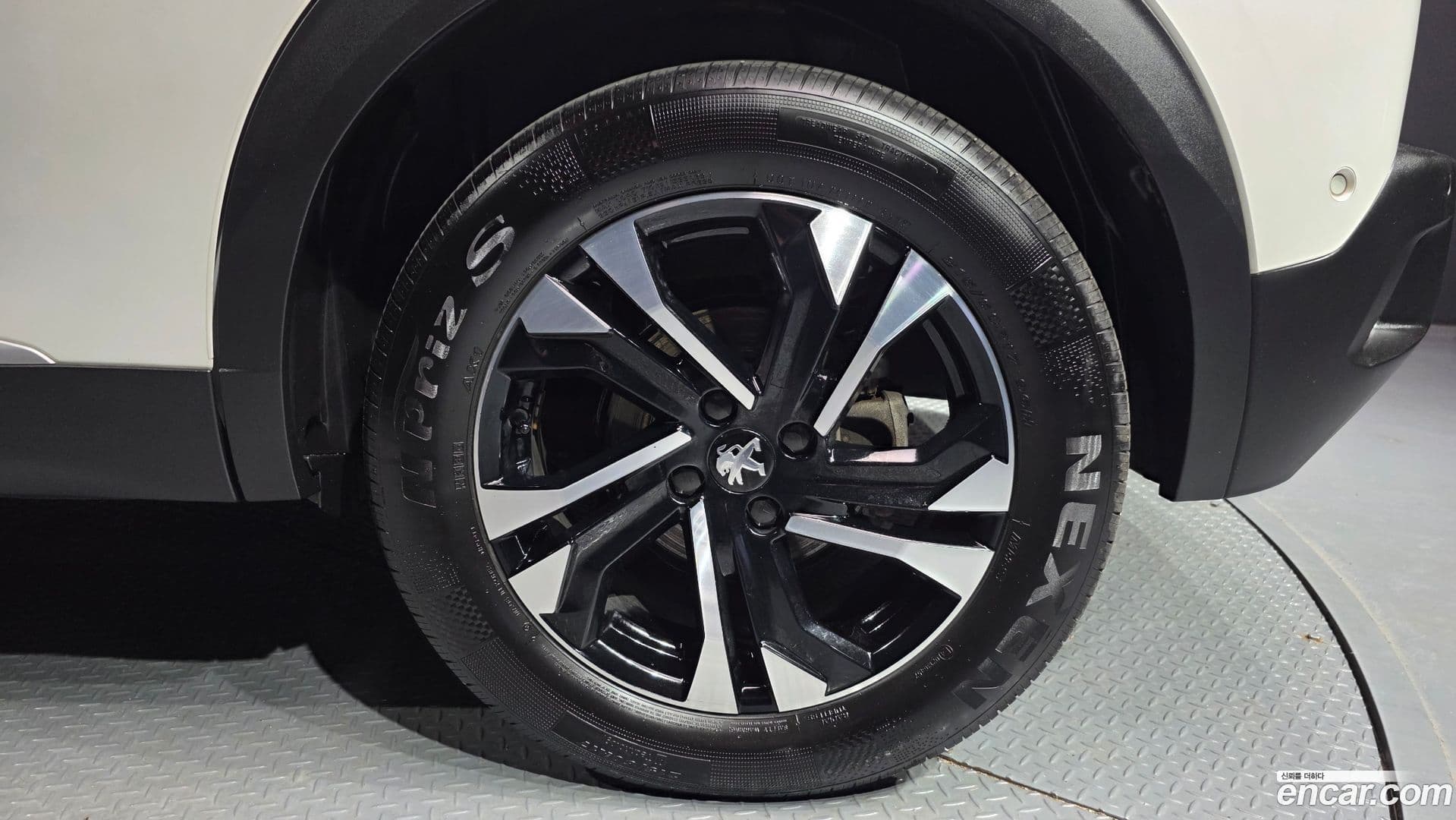 Main__Slider__Photo:2008 Peugeot 2022.8-20
