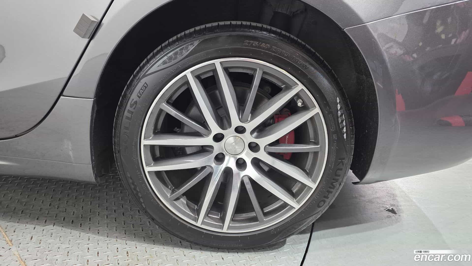 Ghibli Maserati 2019.11-OUTER-031