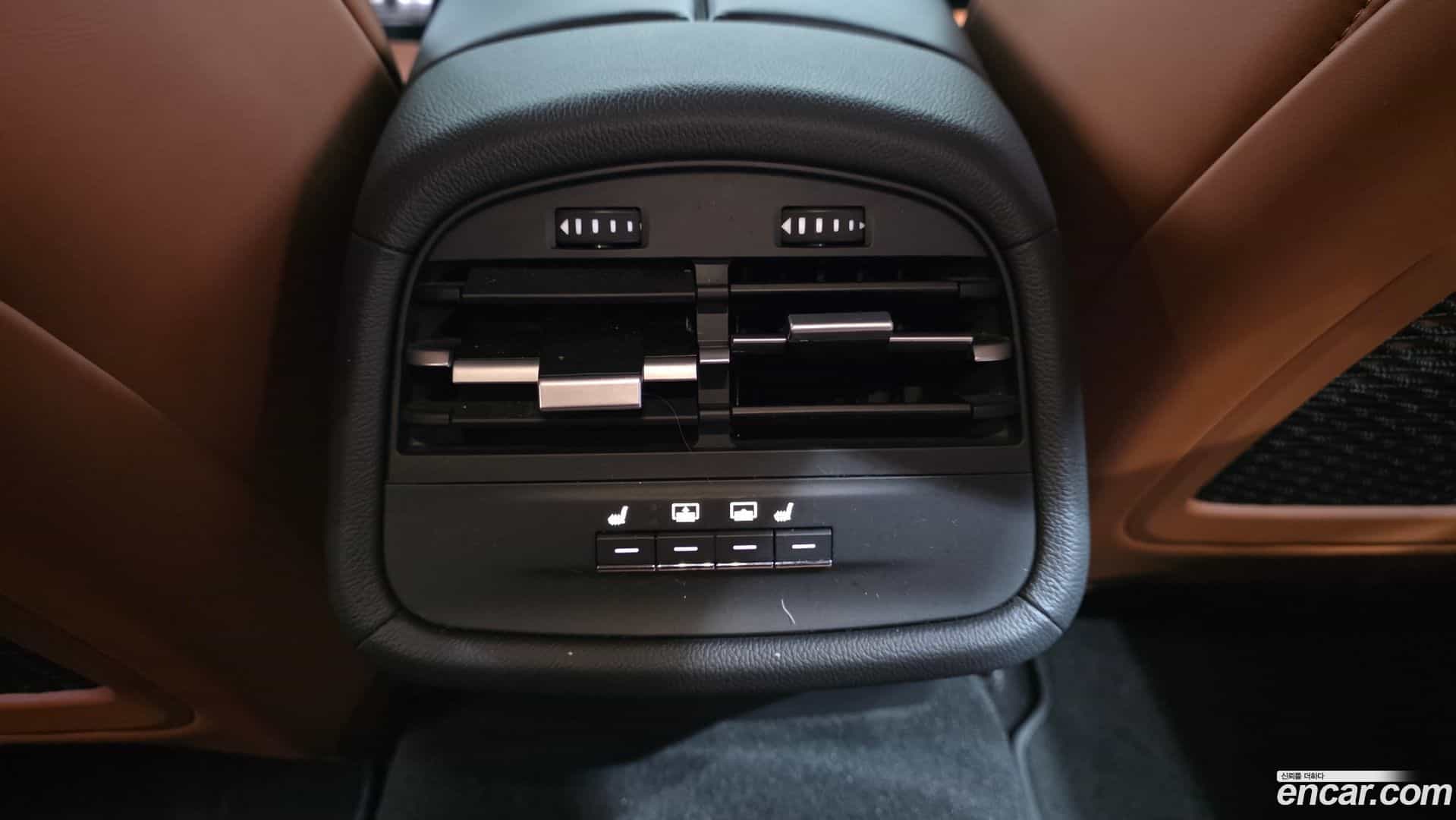 Ghibli Maserati 2019.11-OPTION-042