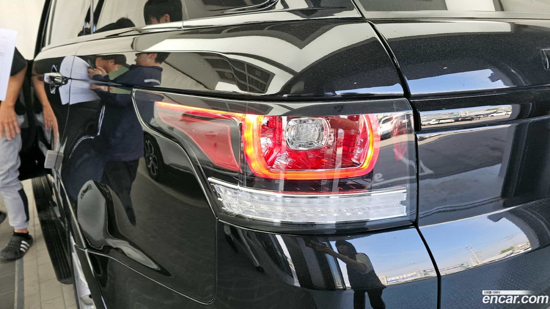 Range Rover Sport Land Rover 2017.11-OUTER-033