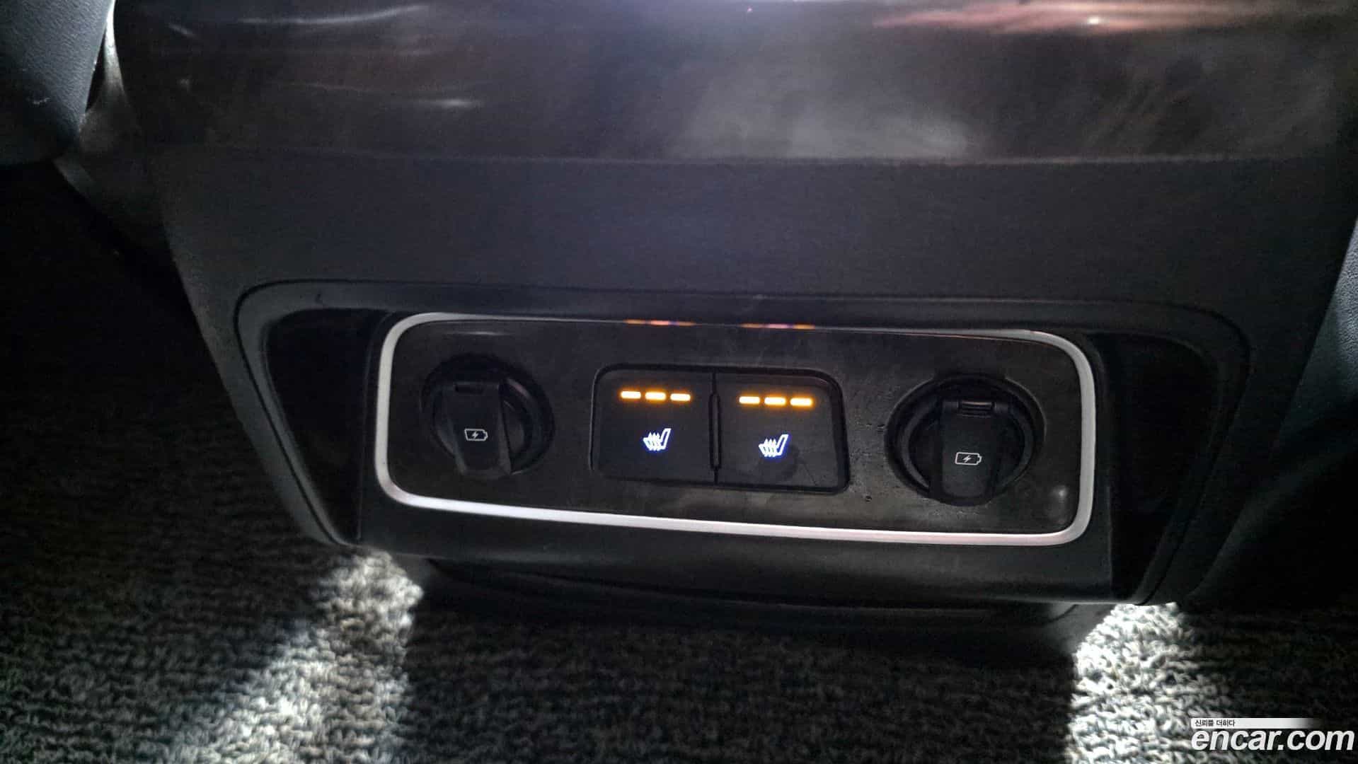 Starex Hyundai 2018.8-OPTION-022