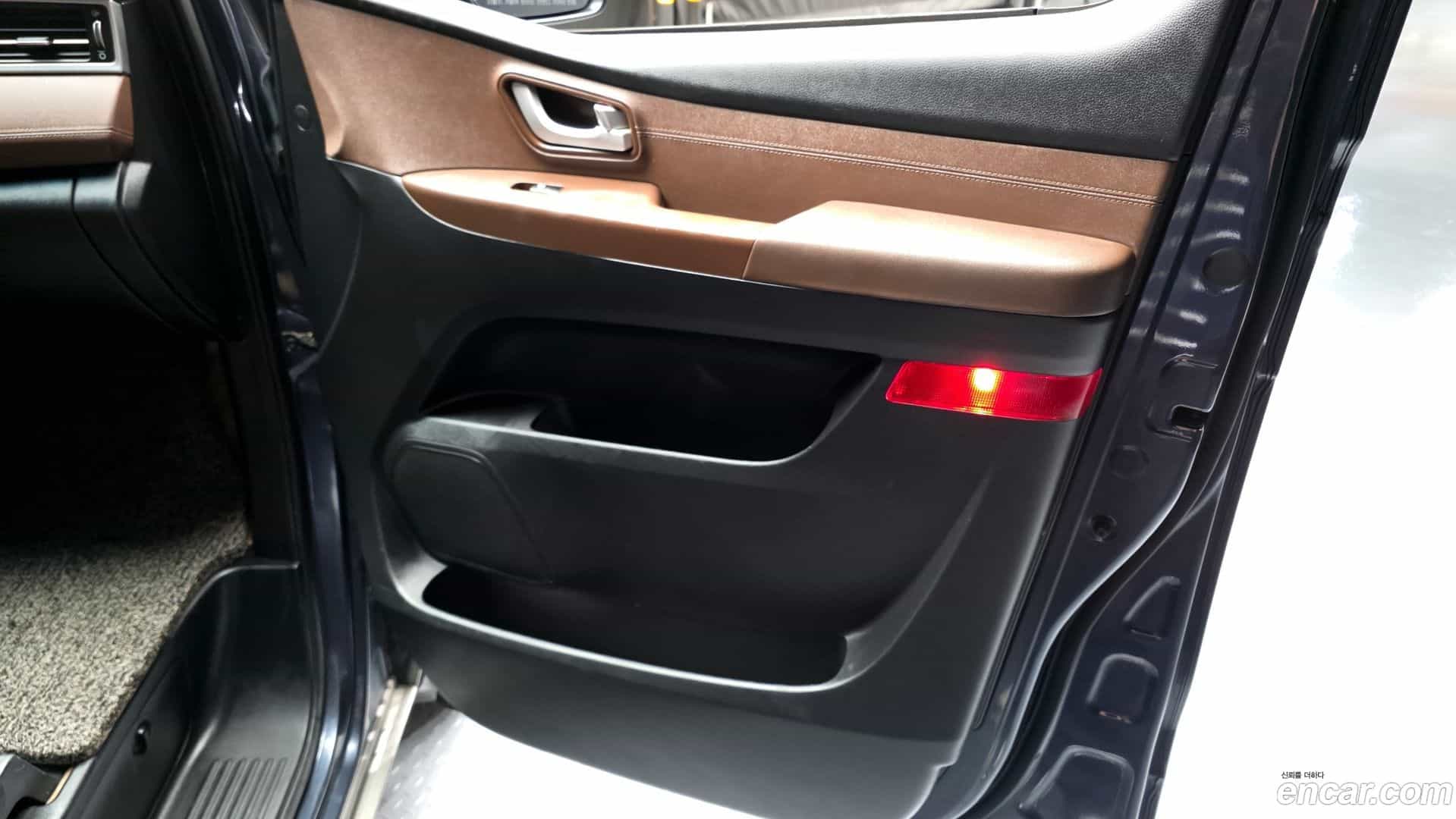Starex Hyundai 2018.8-INNER-034