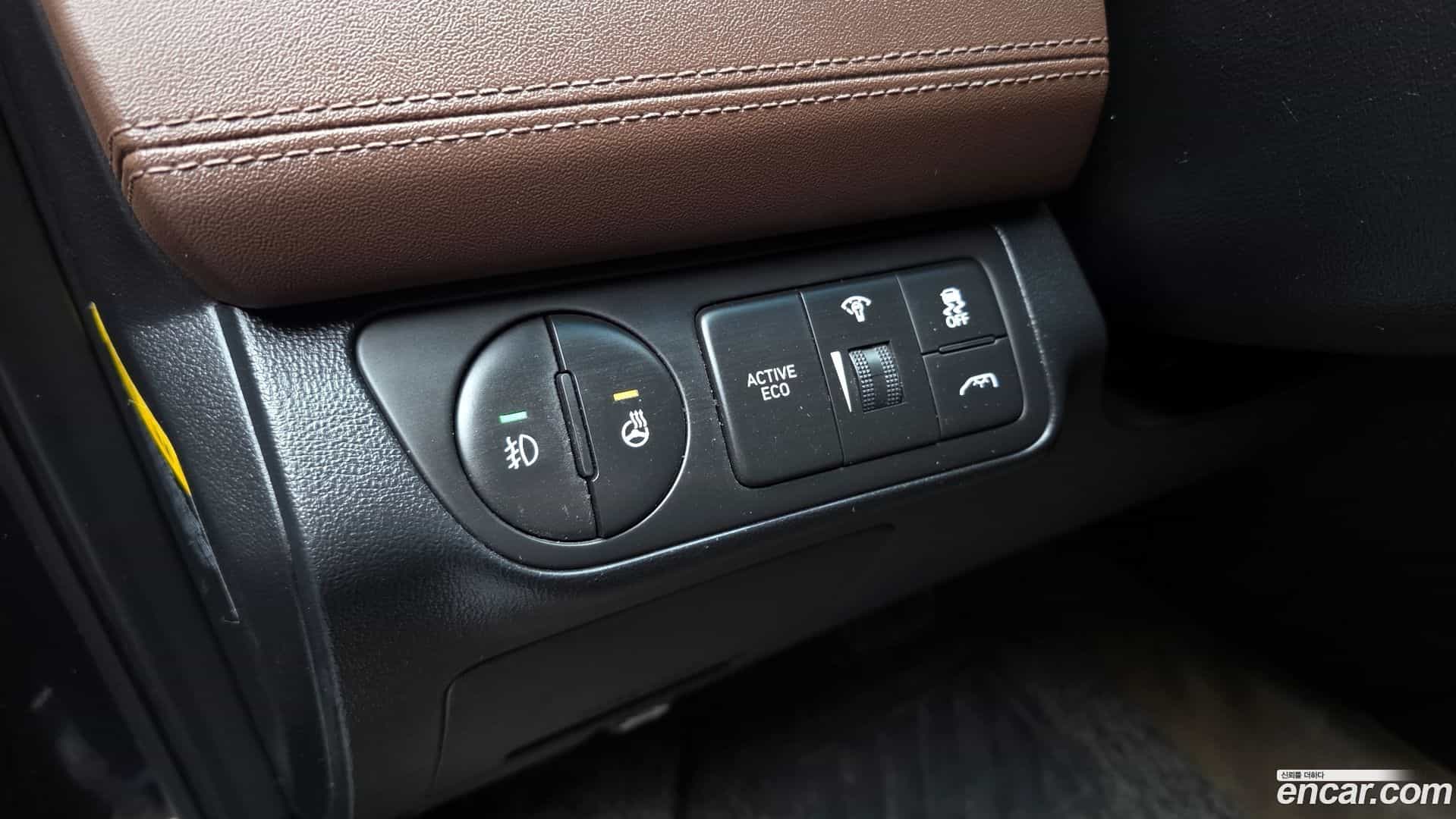 Starex Hyundai 2018.8-OPTION-042