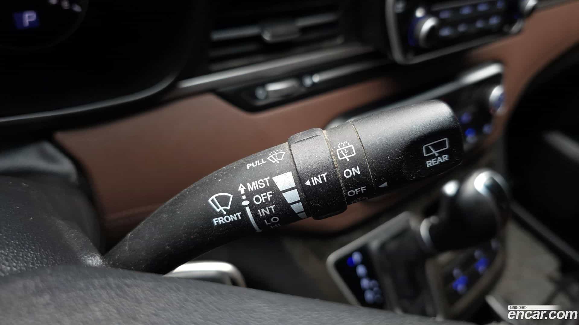 Starex Hyundai 2018.8-OPTION-043
