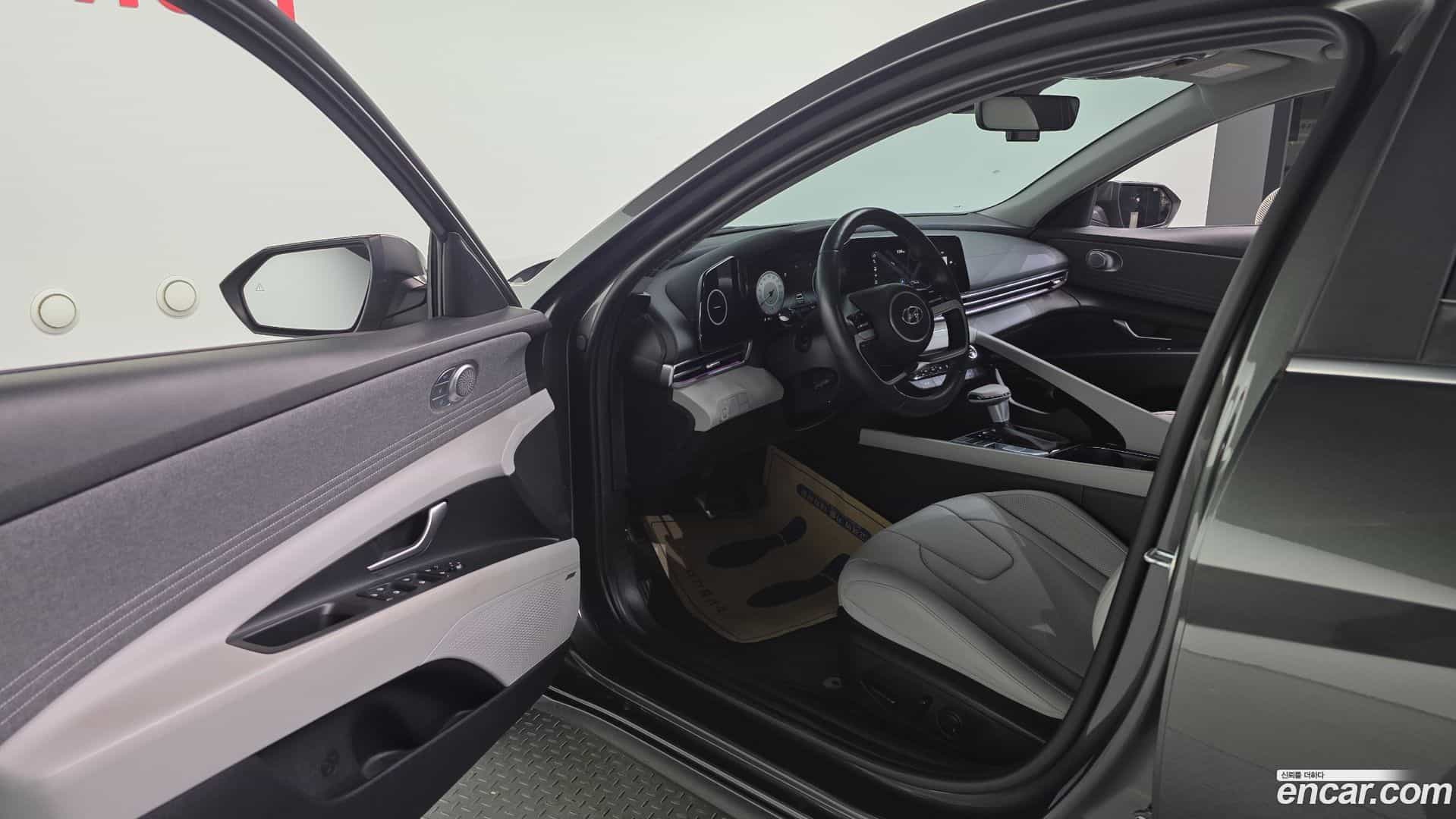 AVANTE Hyundai 2022.4-INNER-010