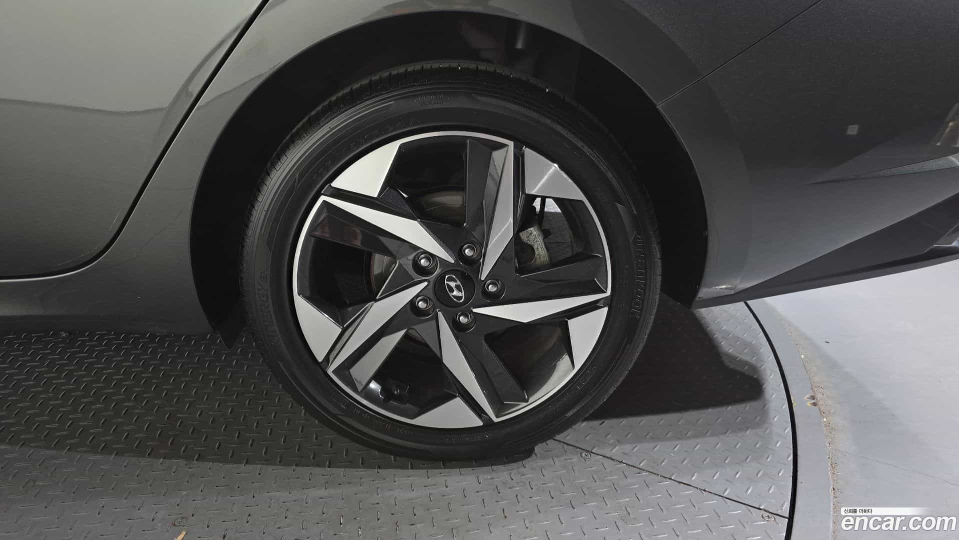 AVANTE Hyundai 2022.4-OUTER-031