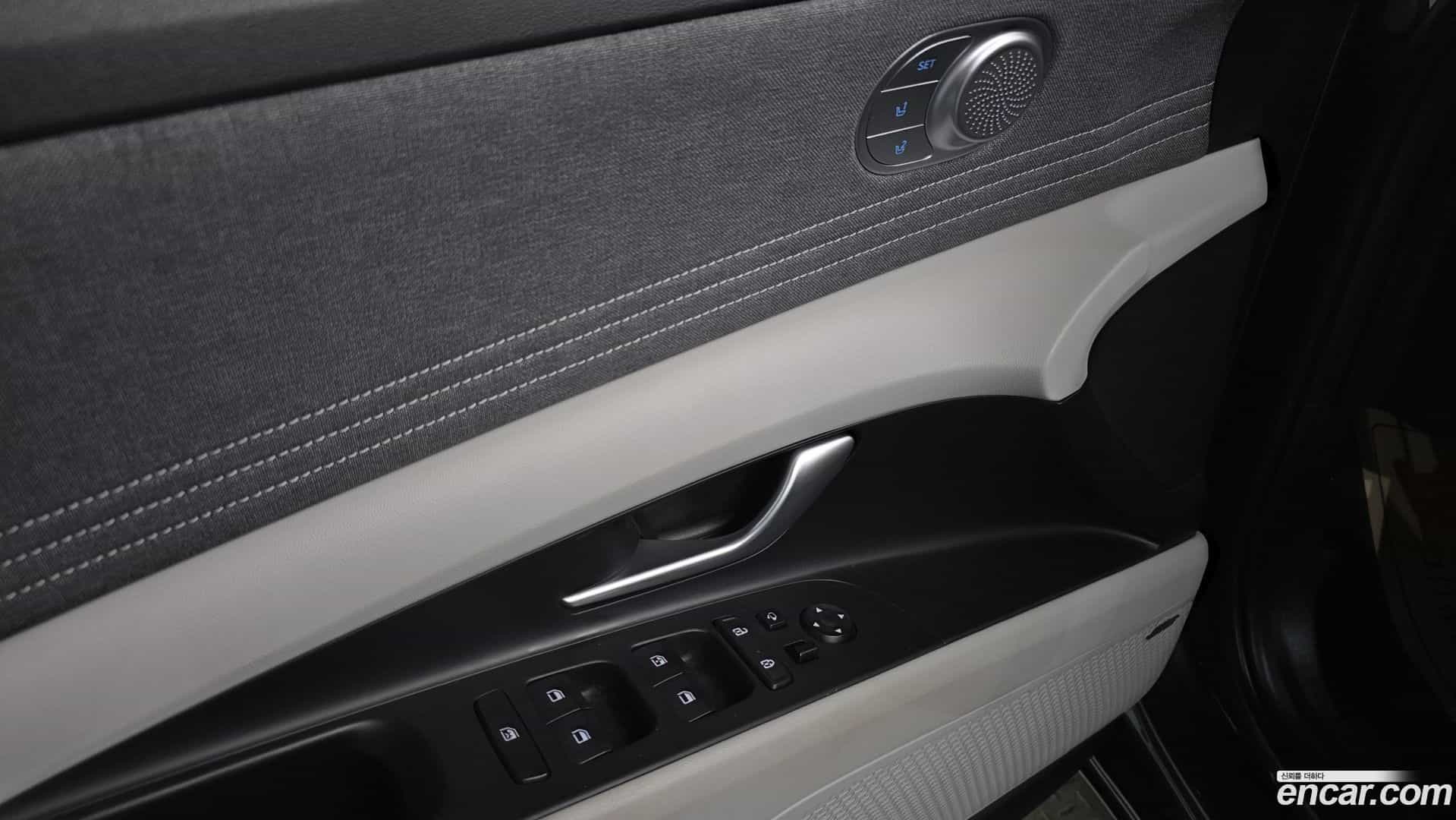 AVANTE Hyundai 2022.4-OPTION-042