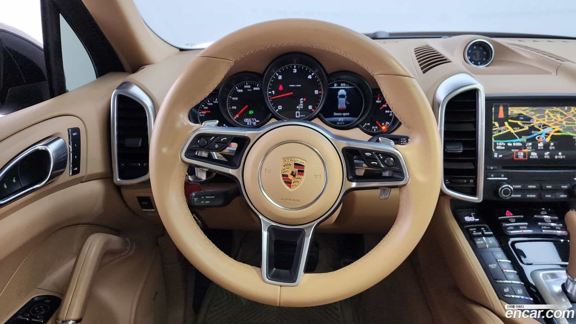 Cayenne Porsche 2016.11-OPTION-016