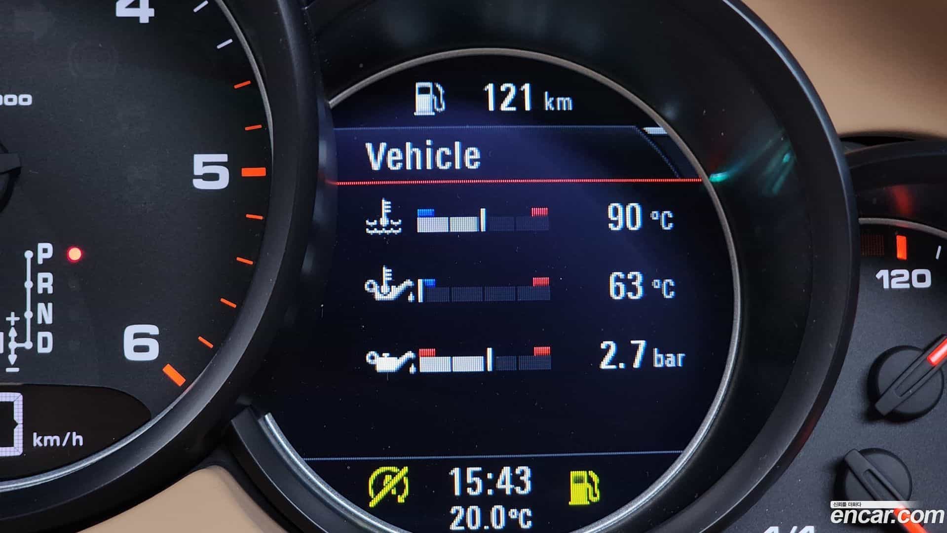 Cayenne Porsche 2016.11-OPTION-023