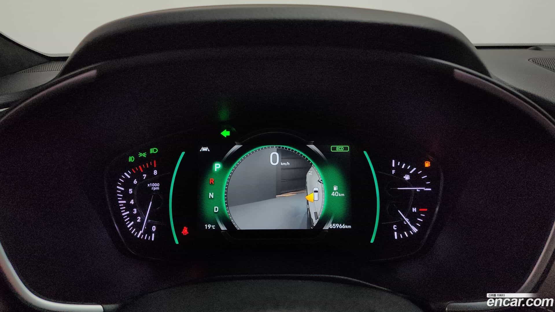 Santafe Hyundai 2019.10-INNER-008