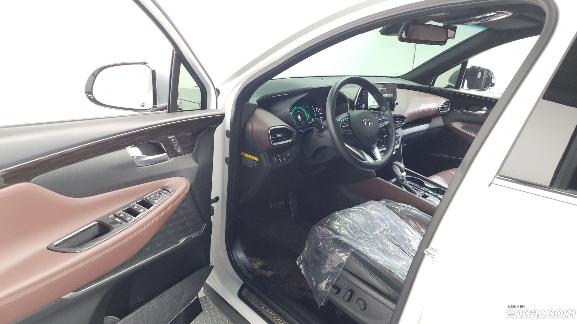 Main__Slider__Photo:Santafe Hyundai 2019.10-9