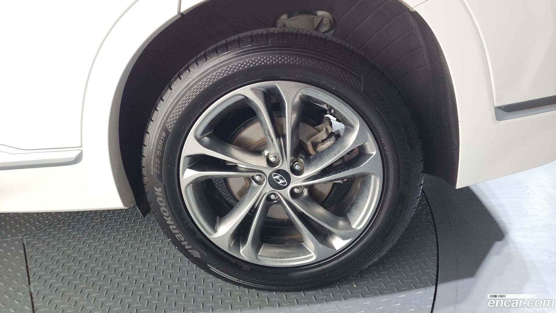 Main__Slider__Photo:Santafe Hyundai 2019.10-20
