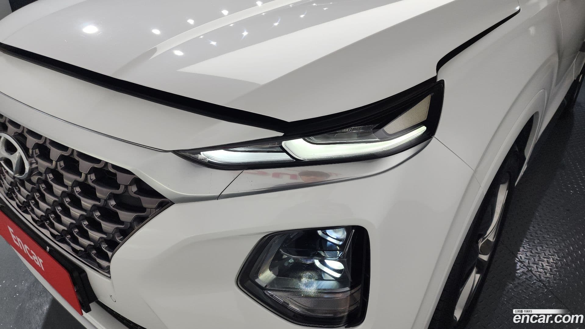 Main__Slider__Photo:Santafe Hyundai 2019.10-21