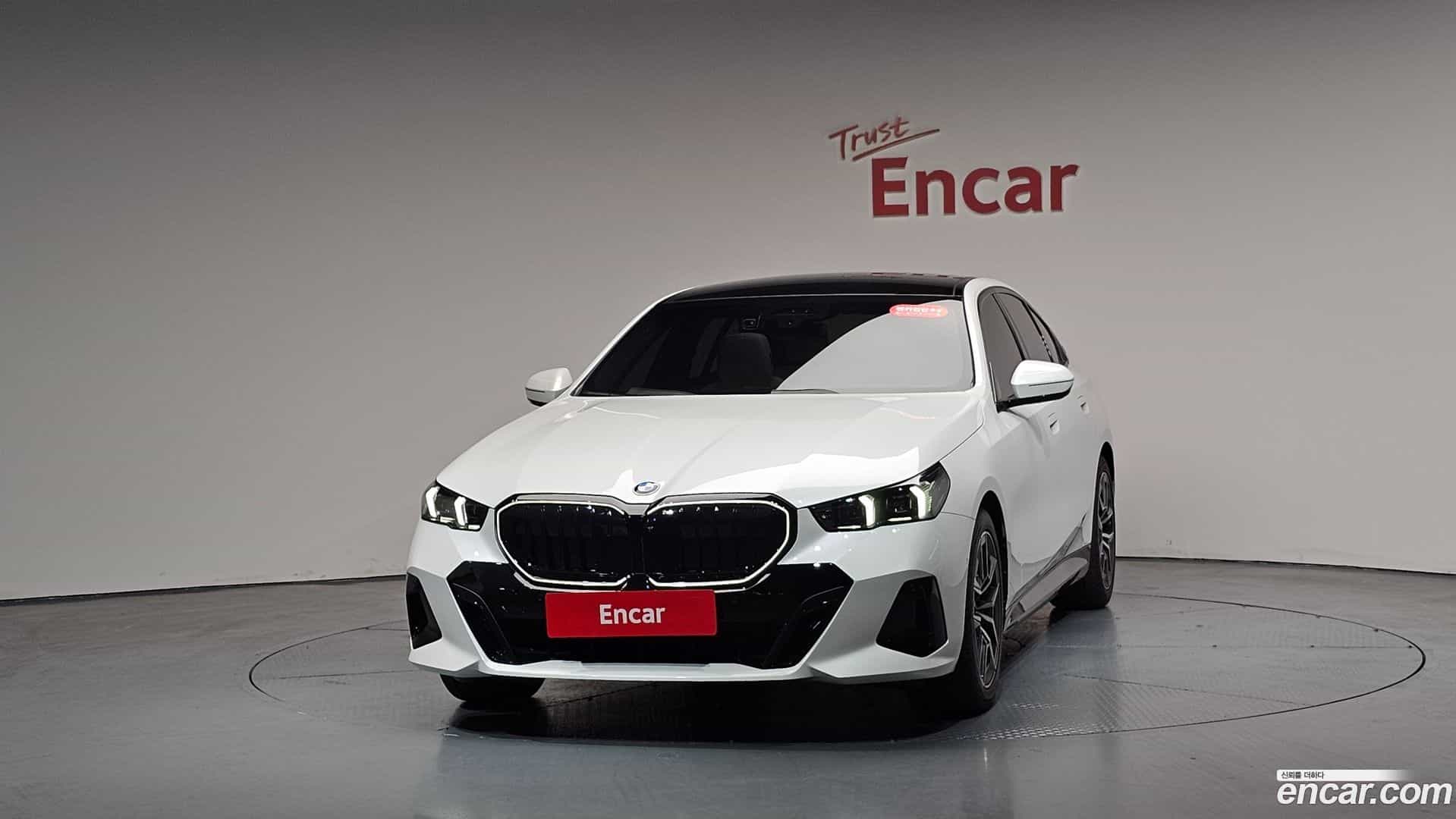 5-Series BMW 2025.10-OUTER-003