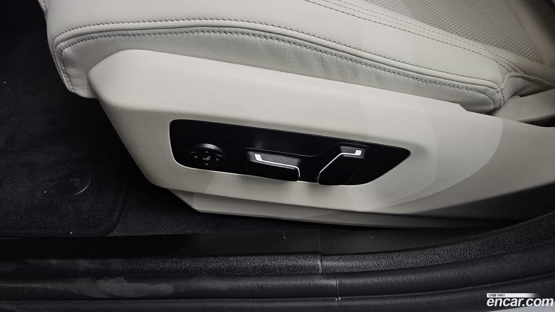 5-Series BMW 2025.10-OPTION-048