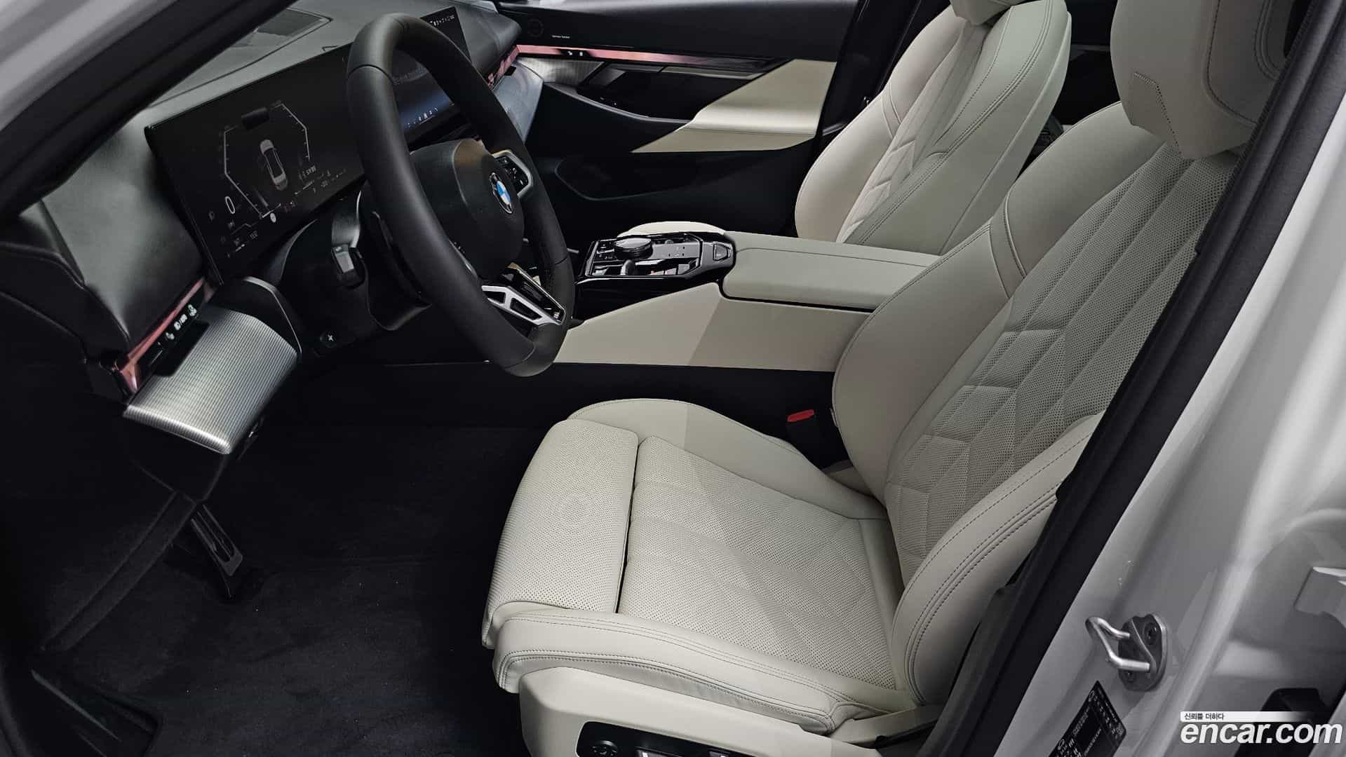 5-Series BMW 2025.10-OPTION-049