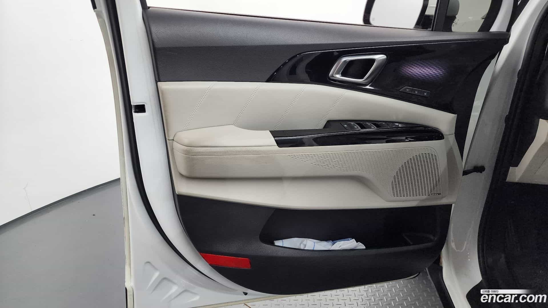Canival Kia 2021.4-INNER-034