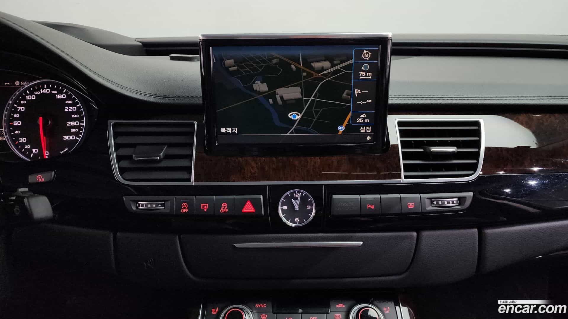 A8 Audi 2014.7-OPTION-017